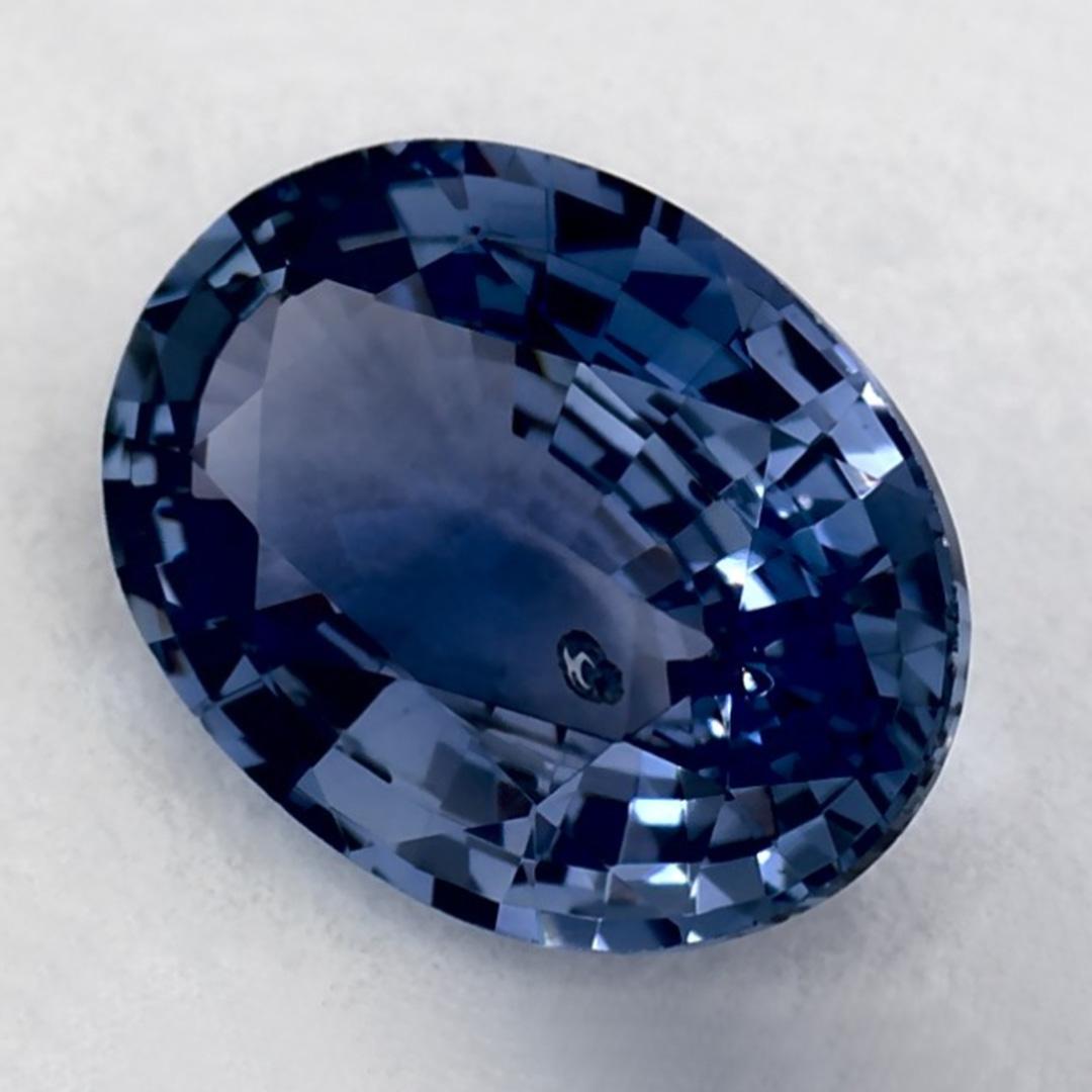 Una pietra natale di settembre molto preziosa con un delizioso colore blu. Si ritiene che portino fortuna e fortuna alla vita.

Esplora la vivace collezione di smeraldi, rubini e zaffiri nel nostro negozio, disponibili come gemme sciolte e
