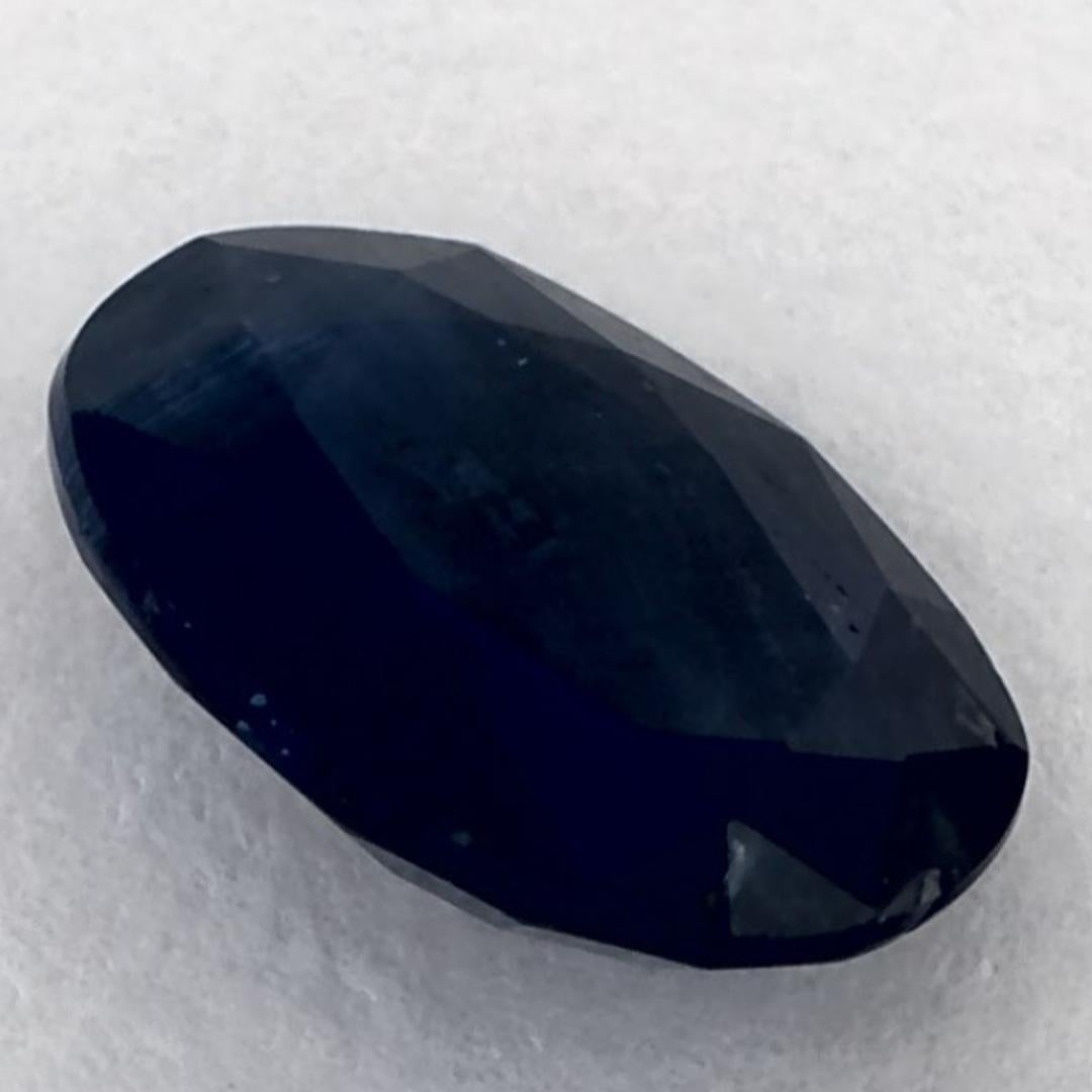 1.37 carati di zaffiro blu ovale sfuso in vendita 1
