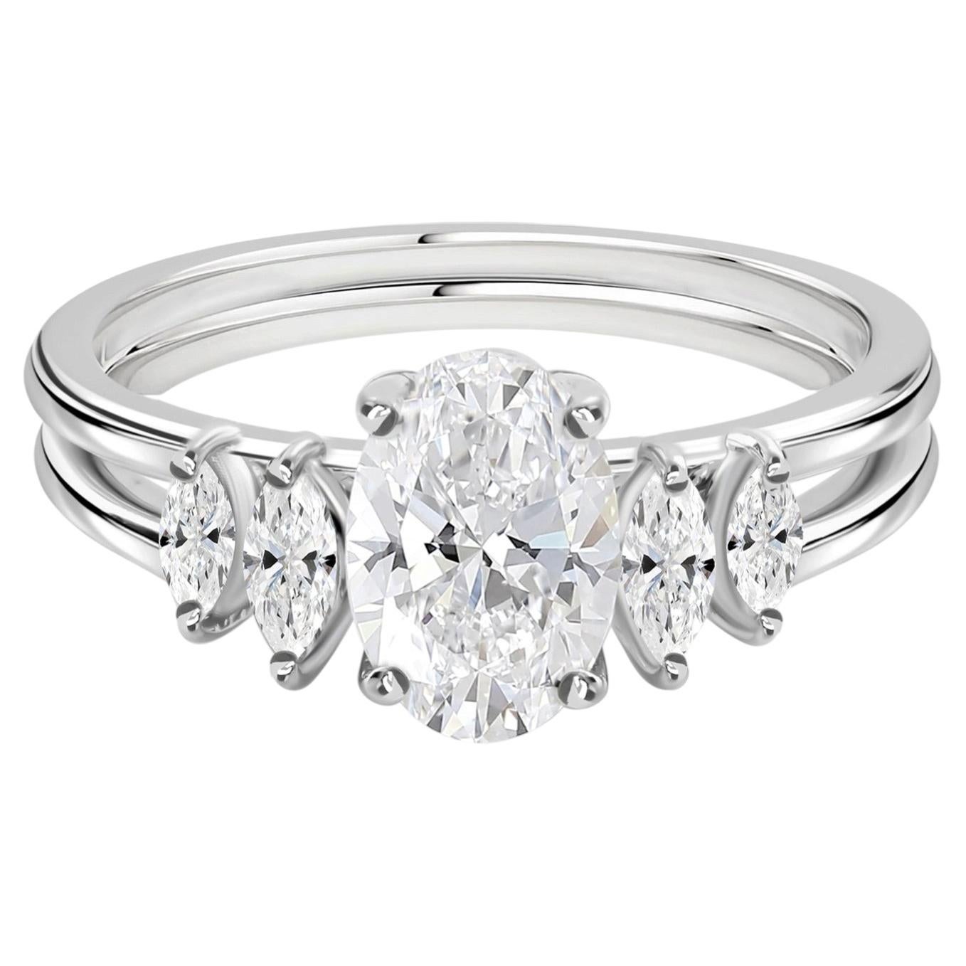 Im Angebot: 1,37 Karat natürlicher ovaler Diamant, Cocktailring mit fünf Steinen, 18 Karat Weißgold ()