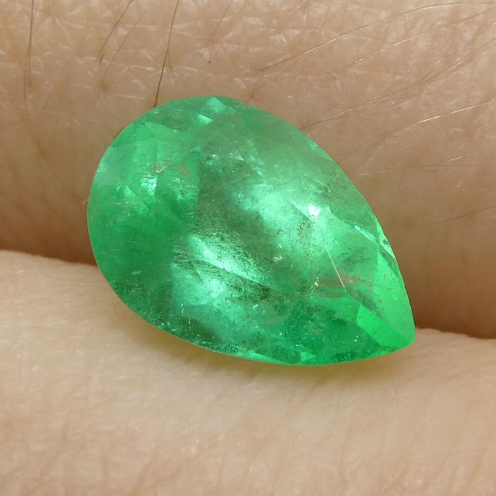 Brilliant Cut 1.37 ct Pear Emerald GIA Certified Colombian For Sale
