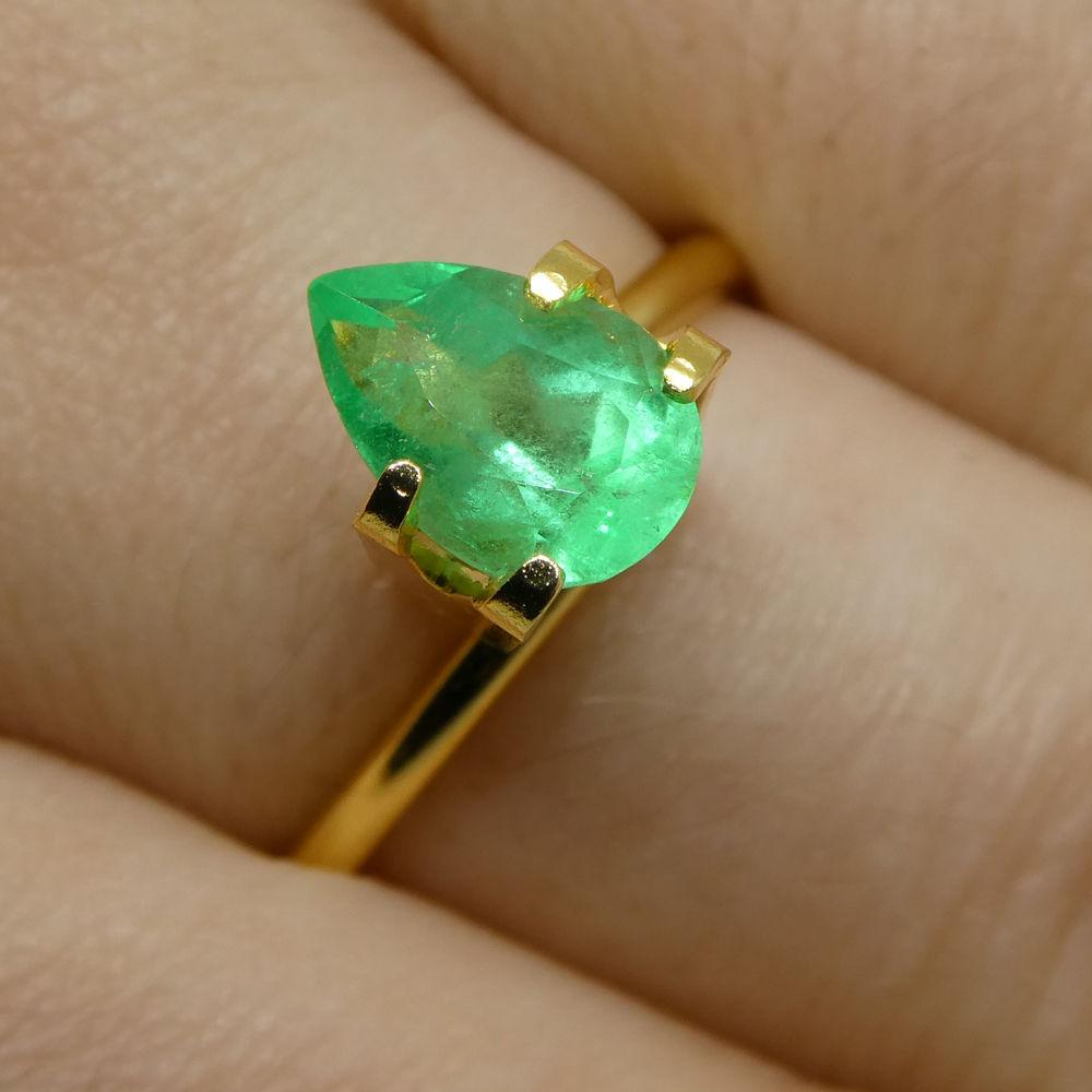 1.37 ct Pear Emerald GIA Certified Colombian For Sale 2