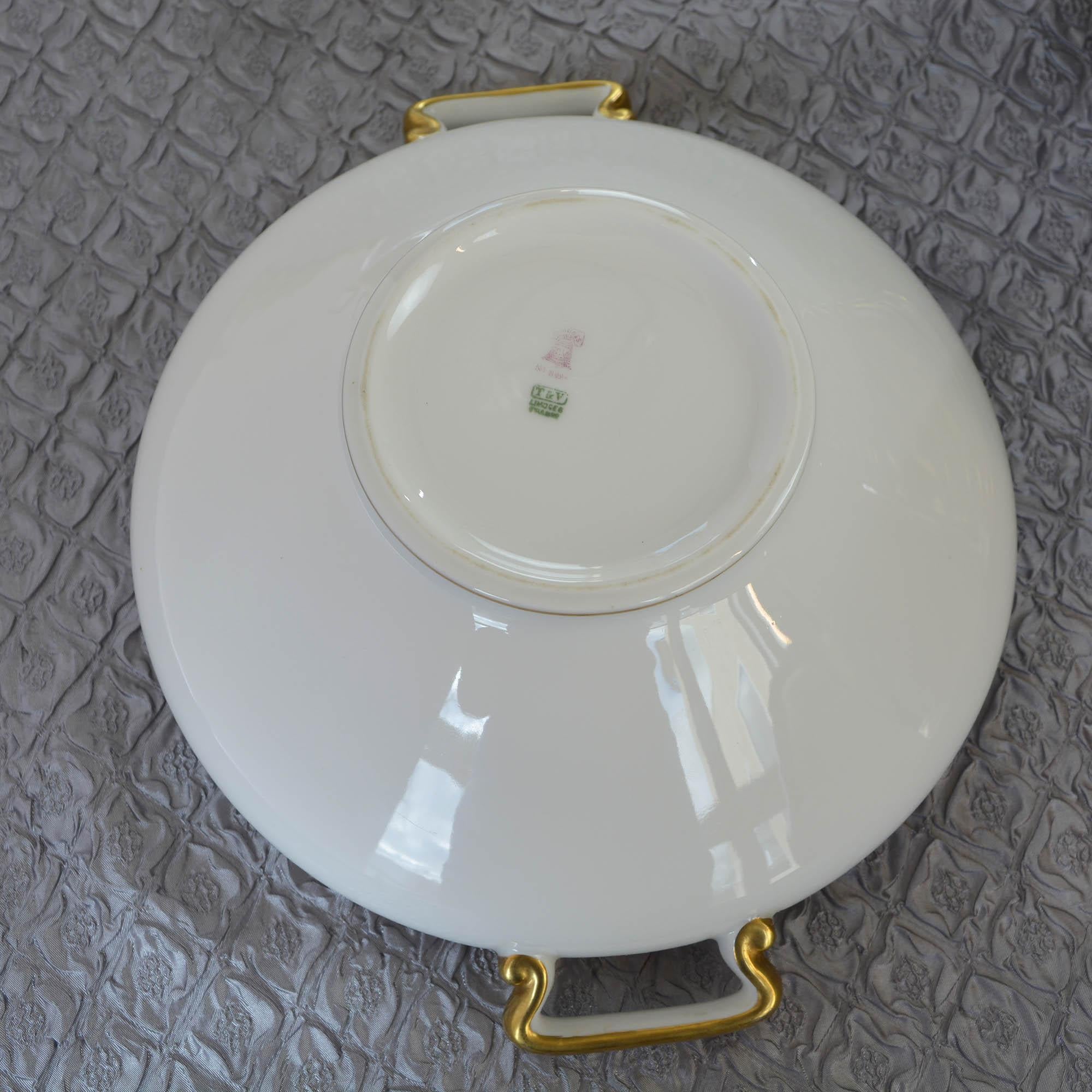 Early 20th Century 137 Piece Set China by Tressemann and Vogt of Limoges Service for 18