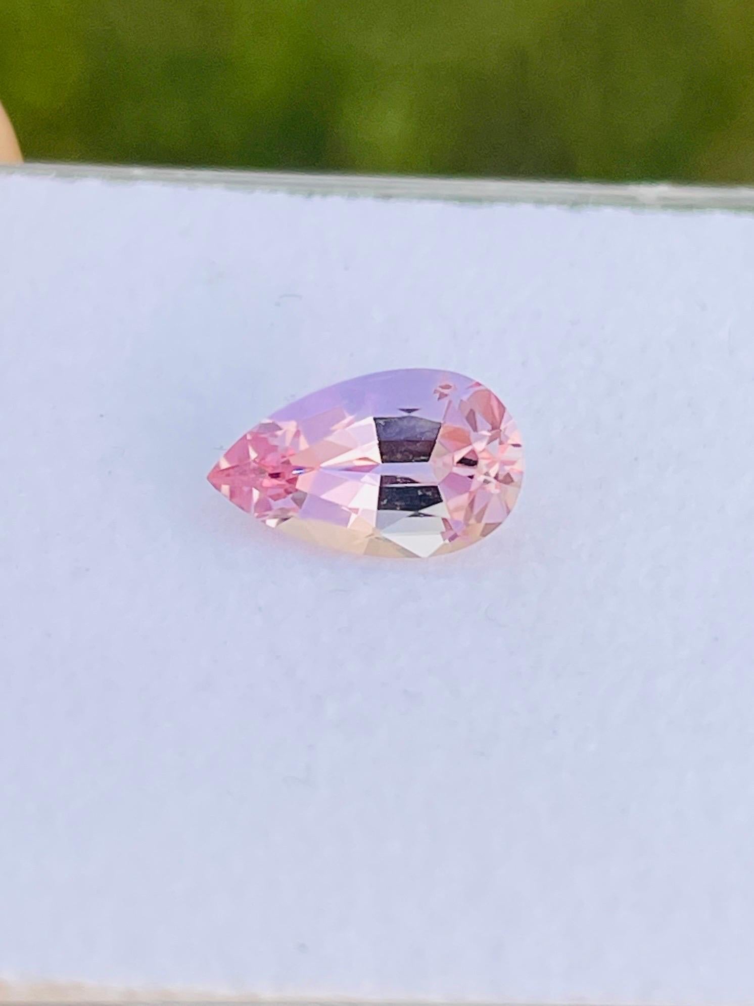 Name: pink imperial topaz 
weight:  1.37ct 
size: 9.2*5.6*4.2mm
origin: Brazil 
color: pink
clarity: loop clean 
Cutting:  perfect Europe cutting
Designer & cut by  : WB Gem 