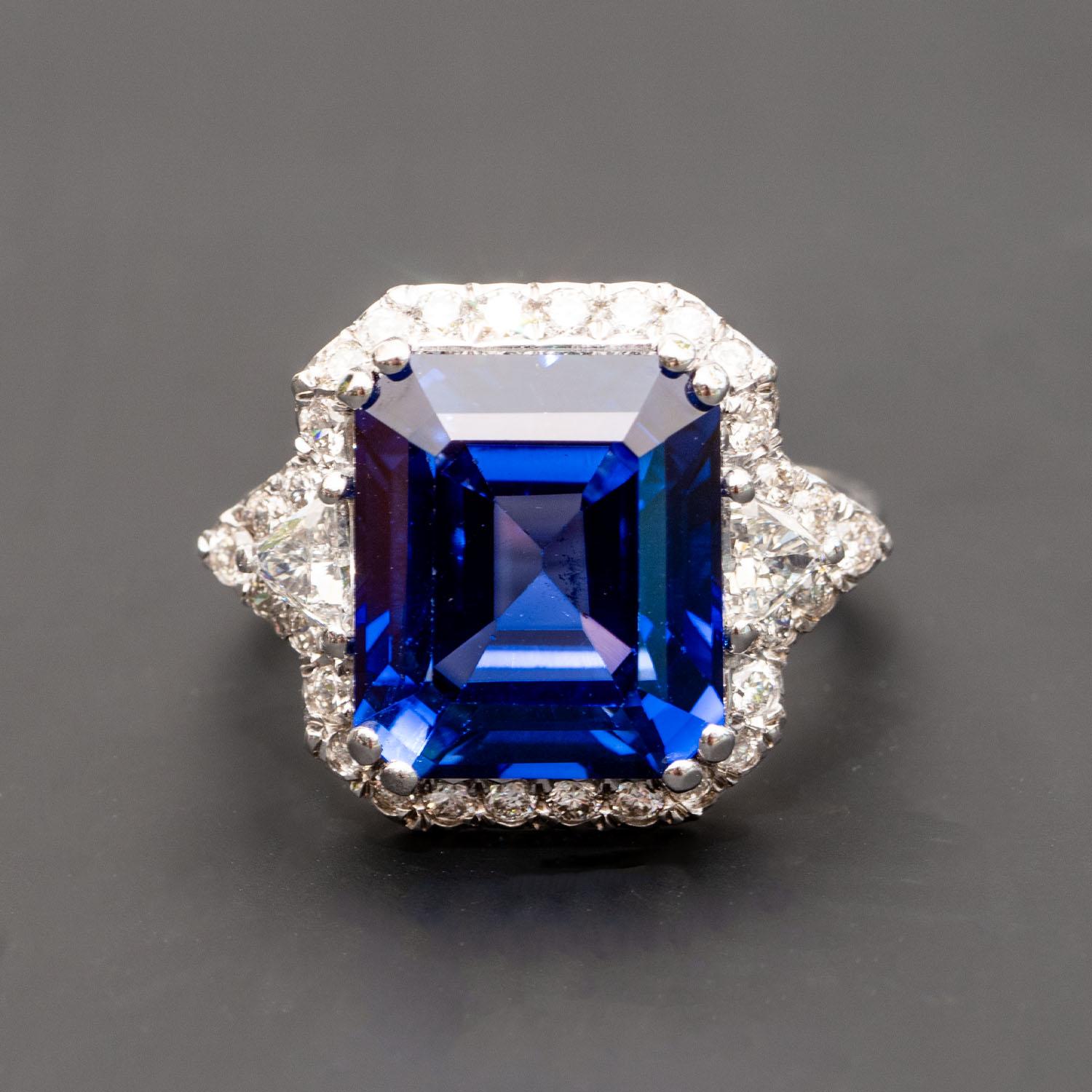 Emerald Cut 13.70 carat emerald sapphire ring 1.20 carat natural diamonds, Statement Ring For Sale
