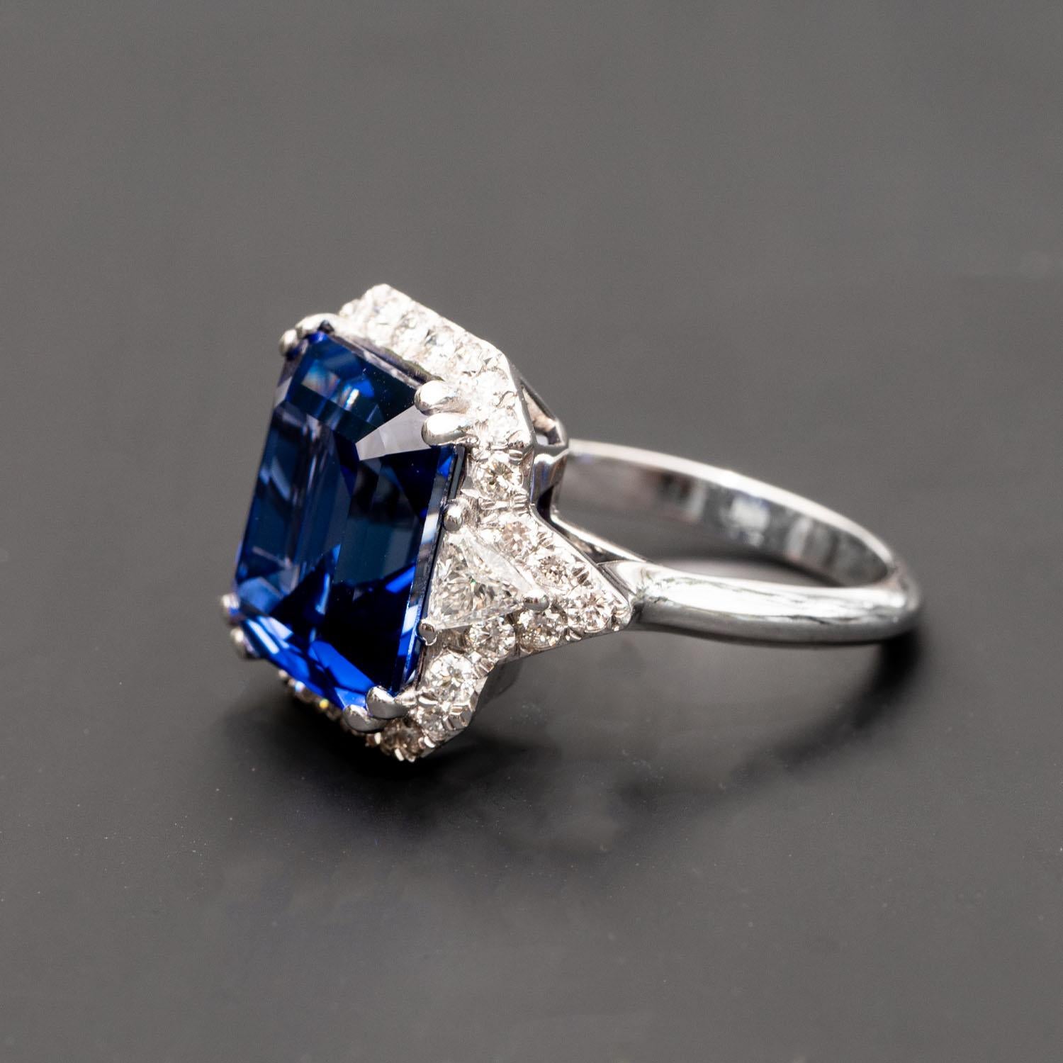 Bague fantaisie en saphir émeraude de 13,70 carats et diamants naturels de 1,20 carat Neuf - En vente à Ramat Gan, IL