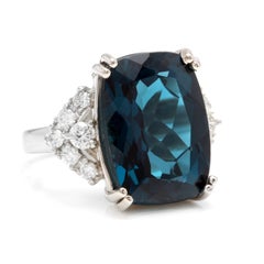 13.70 Carat Natural Impressive London Blue Topaz and Diamond 14k White Gold Ring