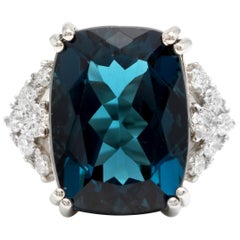 13.70 Carat Natural Impressive London Blue Topaz and Diamond 14k White Gold Ring