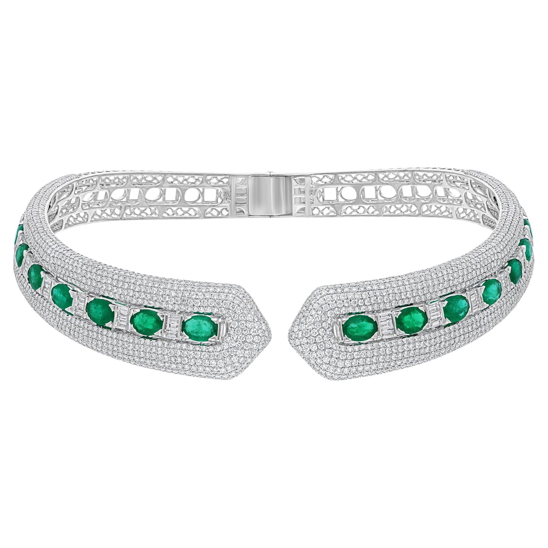 13.70 Carat Zambian Emerald Cuff Choker Necklace 19 Ct Diamond 18k White Gold