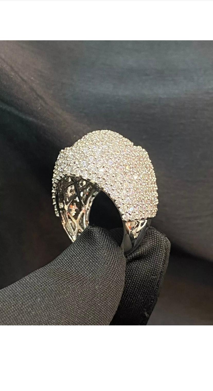 13.70 Carats Round Shape Natural Diamonds Gold Unisex  Ring For Sale 2