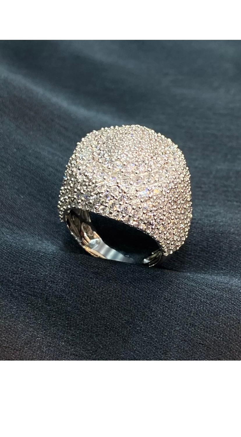 13.70 Carats Round Shape Natural Diamonds Gold Unisex  Ring For Sale 3