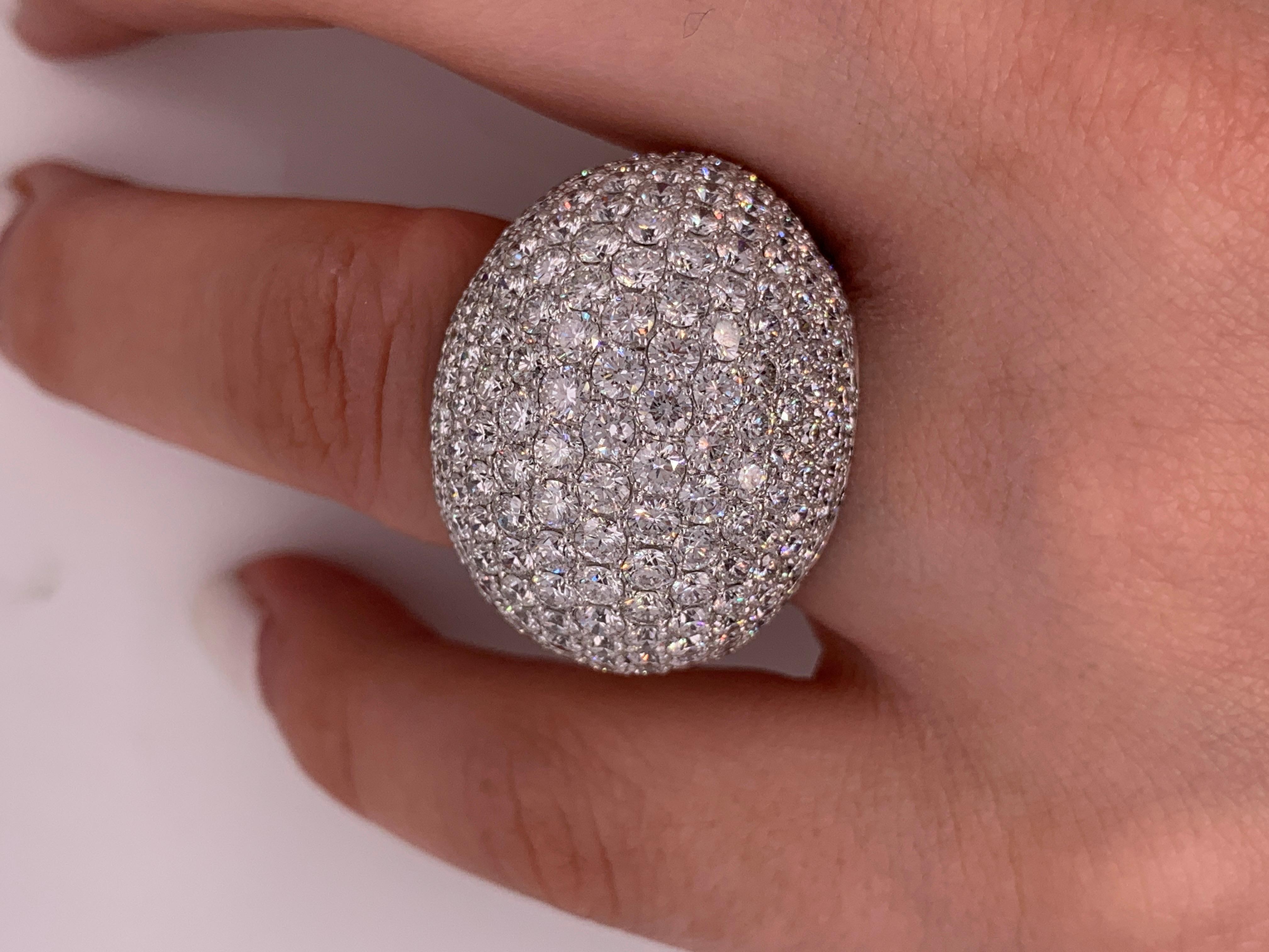 Women's 13.71 Carat Dome Diamond Ring For Sale