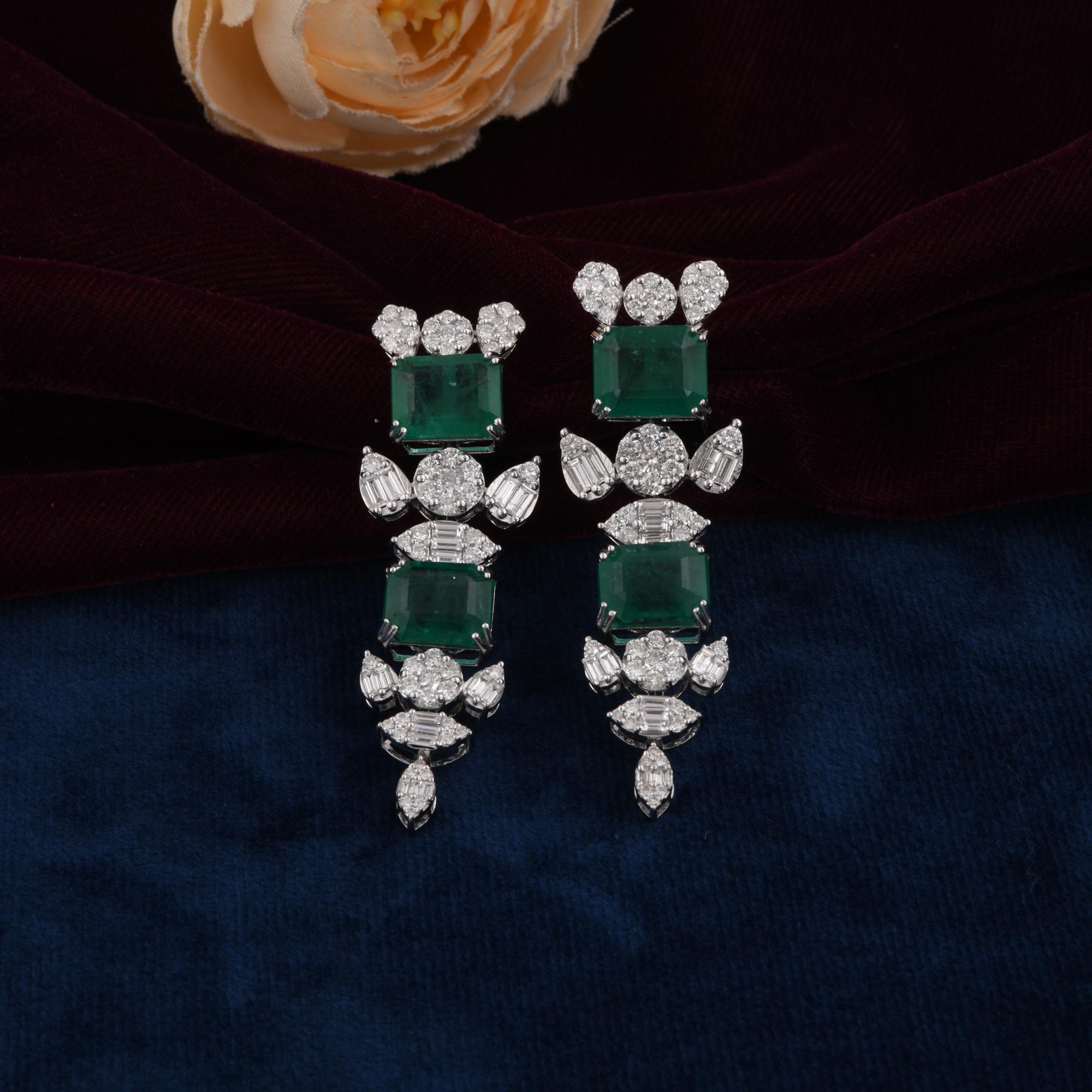 Modern 13.75 Carat Pear Zambian Emerald Earrings 3.70 Carat SI/H Diamond 18k White Gold For Sale