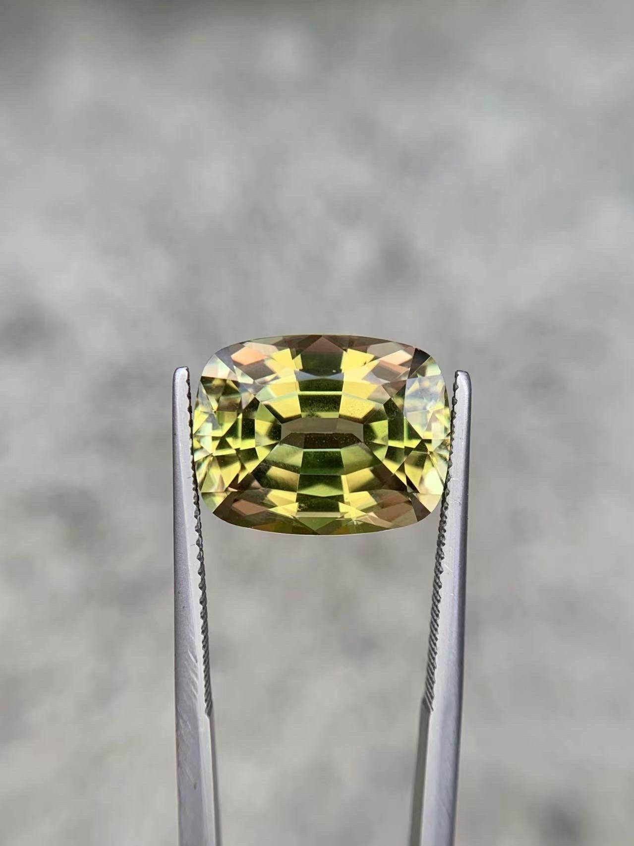 DSA23
Natürliche Diaspore Farbwechsel Präzisionsschnitt  

Name :  Diaspore 
Gewicht : 13.76 ct
Farbe:   Farbe Wechsel zu vergilbtem Orange 
Klarheit : Augenrein / Transparent 
Schneiden: Ausgezeichneter Präzisionsschnitt 
Herkunft: Afghanistan