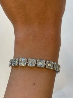 13.77 Carat Diamond Illusion Set Bracelet 18 Karat White Gold