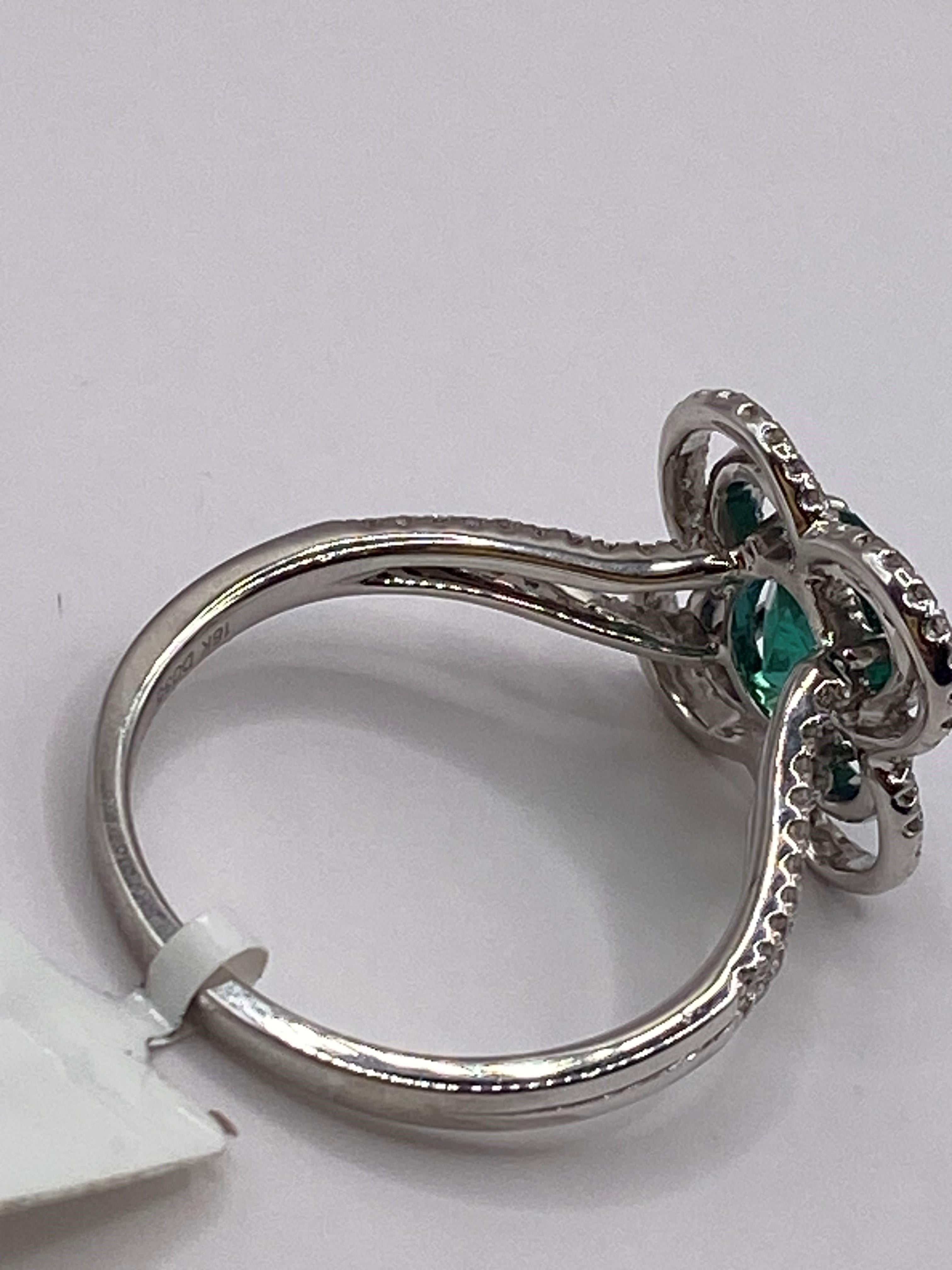 Oval Cut 1.37ct Oval Emerald & Round Diamond Ring in 18KT White Gold For Sale
