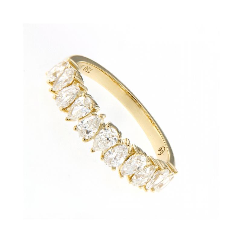 Moderne Bague en or jaune 18K avec diamant 1,37cts en forme de poire en vente