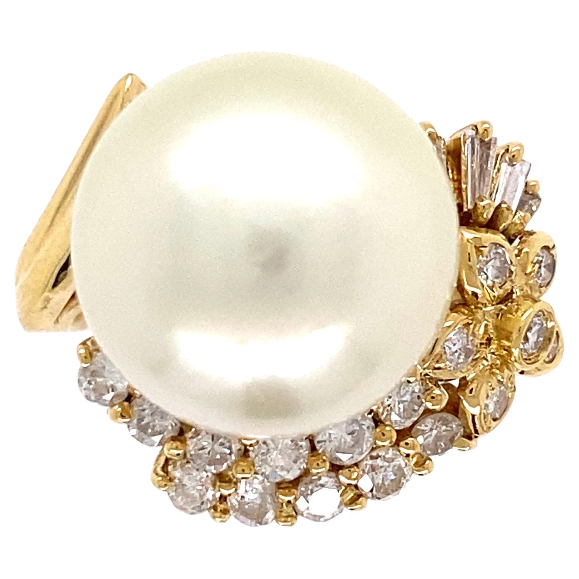 13.7mm South Sea Pearl and Diamond Gold Ring For Sale