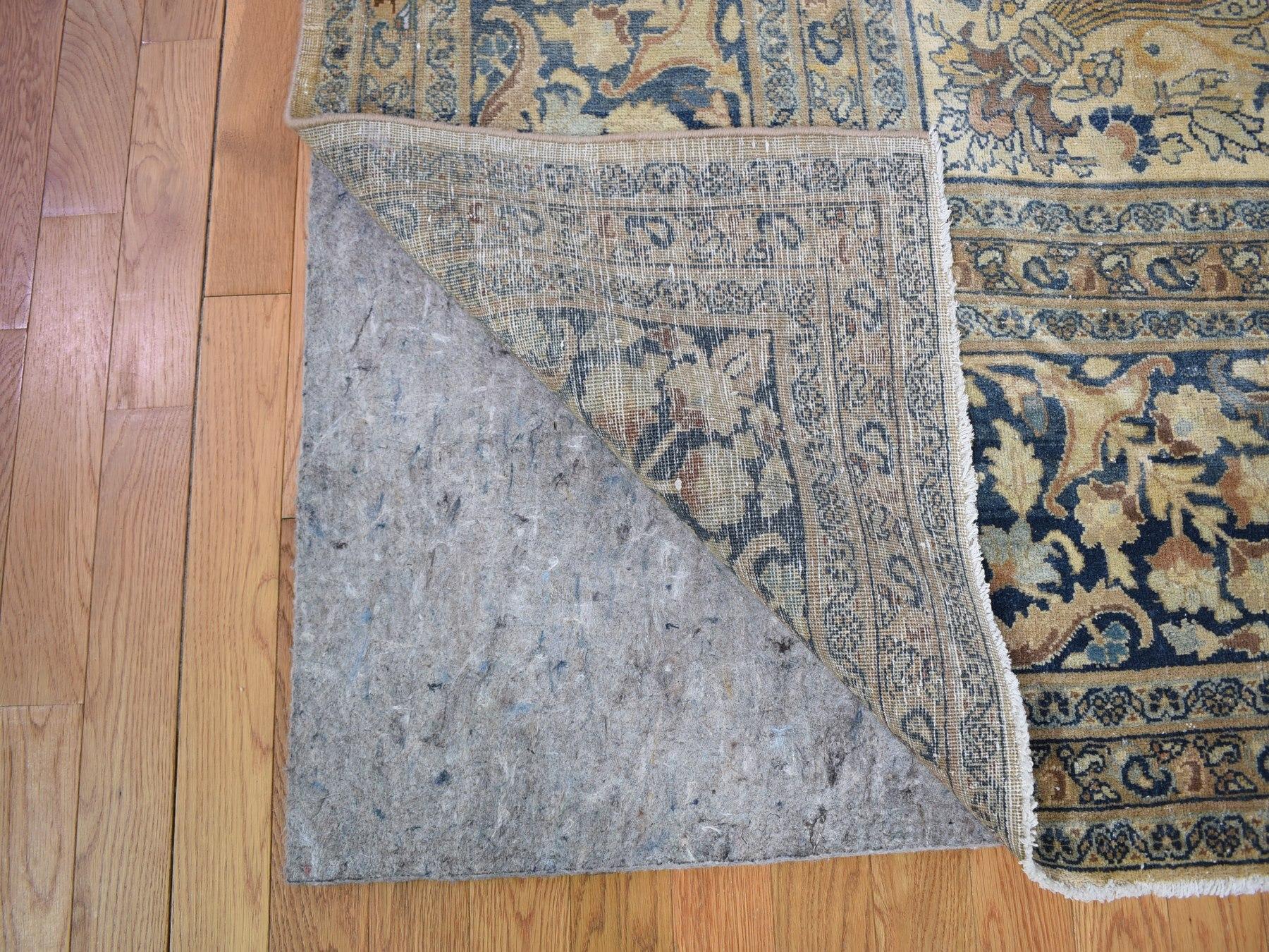 Laine Très grand tapis oriental ancien persan Khorasan, même usé, noué à la main. en vente