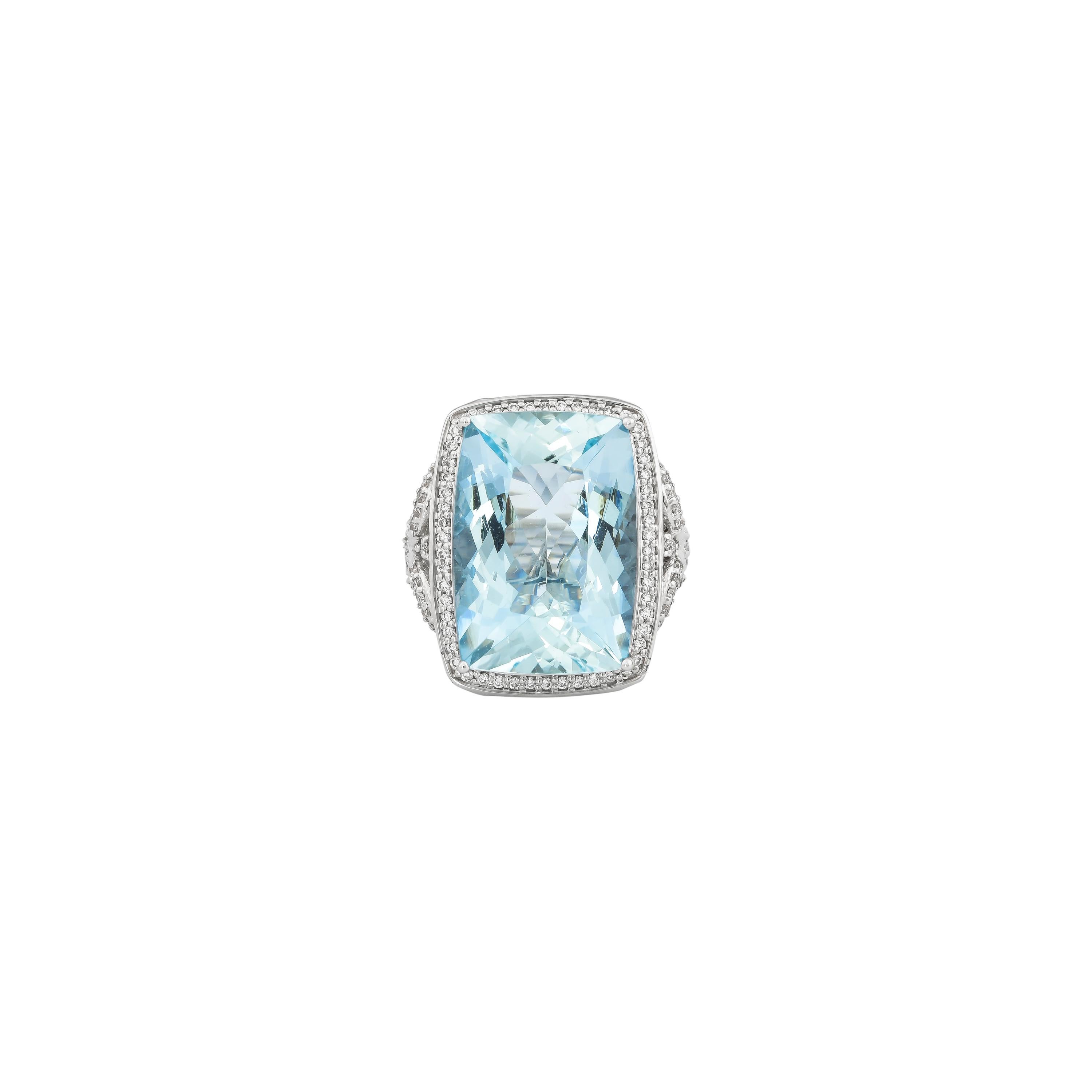 Women's 13.8 Carat Aquamarine and Diamond Ring in 18 Karat White Gold For Sale