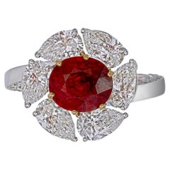 1,38 Karat Burma No Heat Rubin und Diamant Ring in 18 Karat Weißgold