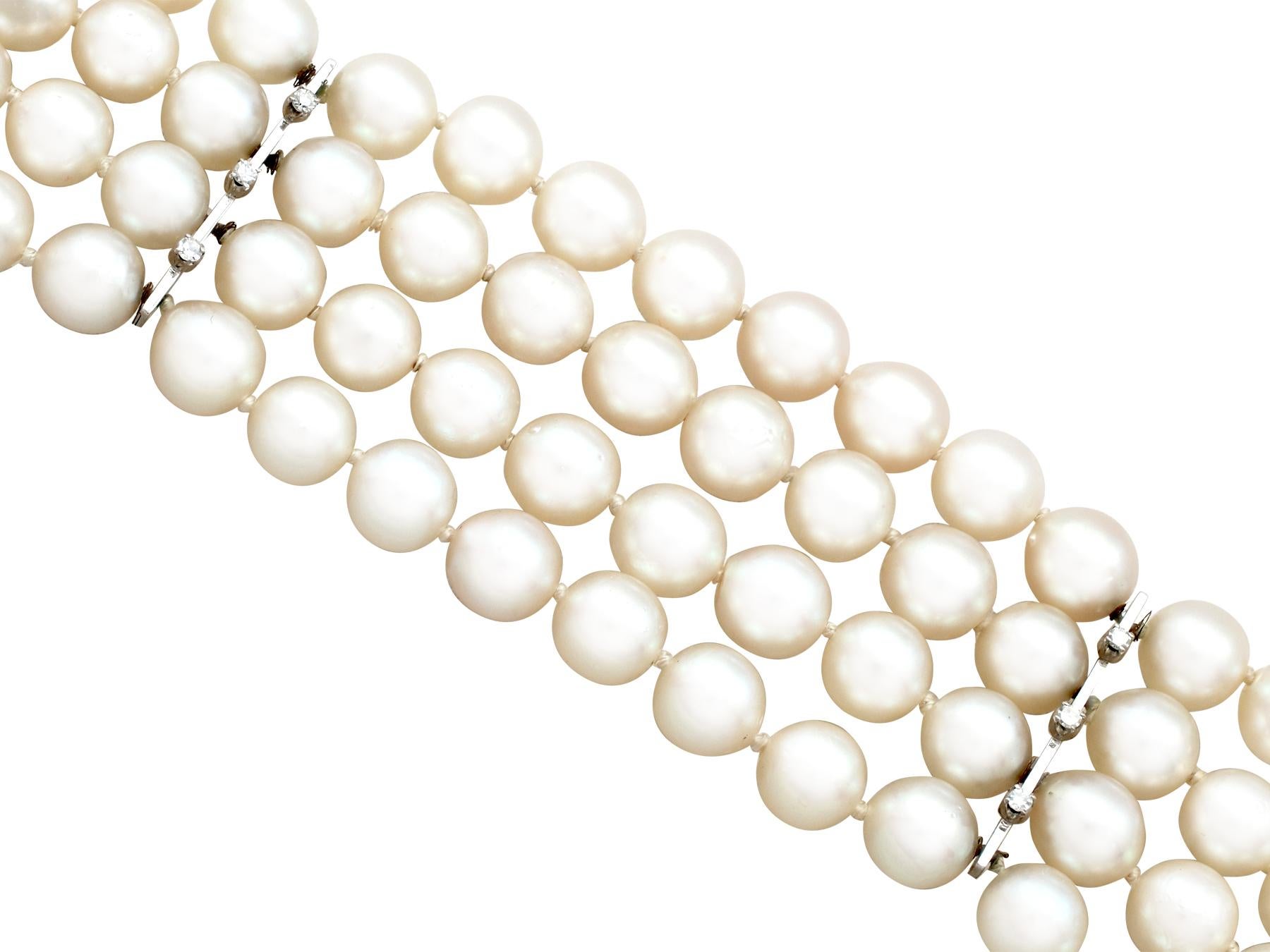 Women's or Men's 1.38 Carat Diamond and Jadeite Pearl and White Gold Bracelet