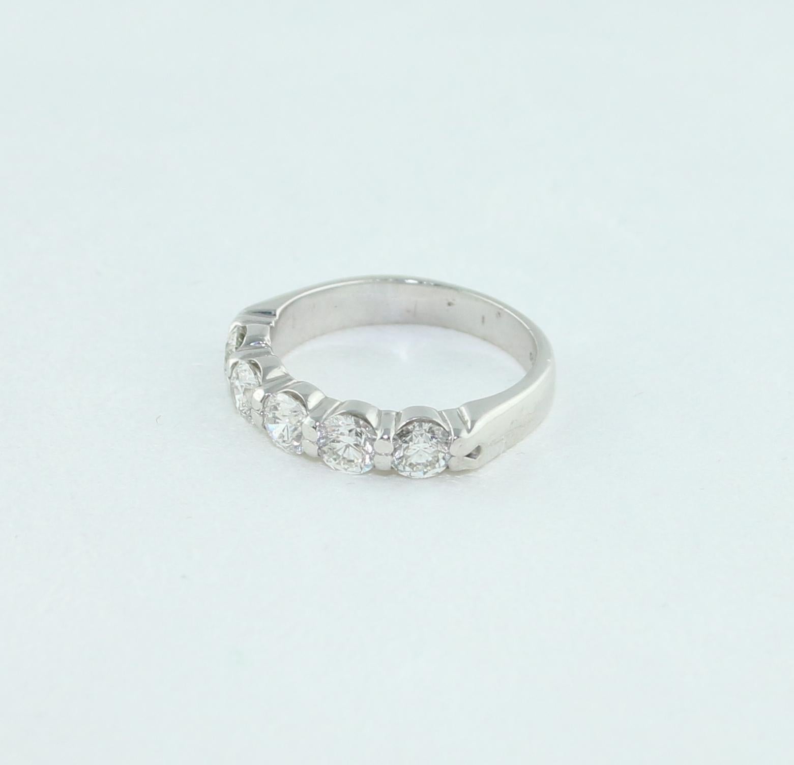 1.38 Carat Diamond Five-Stone Platinum Half Band Ring In New Condition For Sale In New York, NY