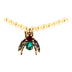 Retro 1.38 Carat Diamond Ruby Emerald Pearl Yellow Gold "Fly" Pendant Beaded Necklace