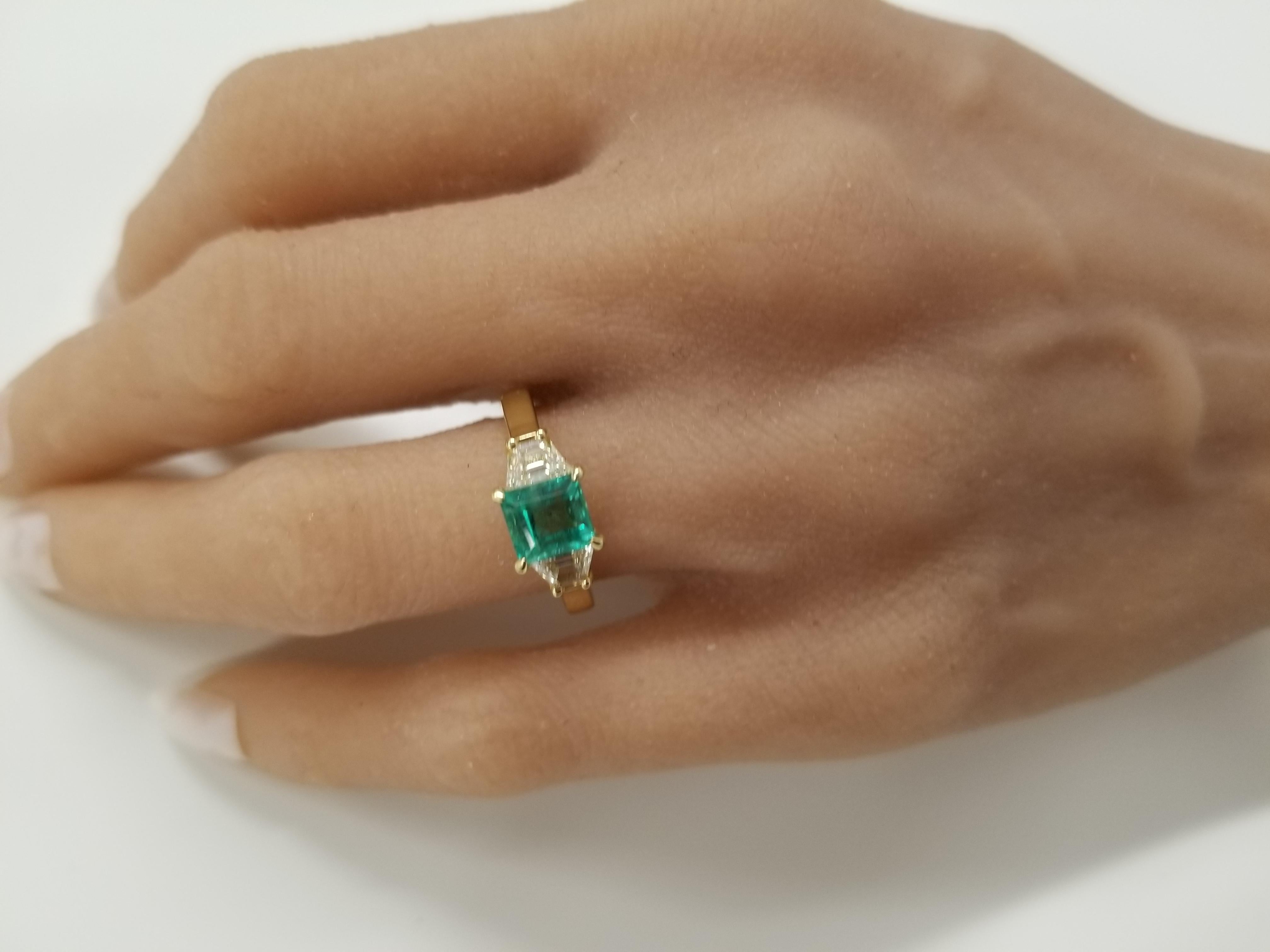 Women's 1.38 Carat Emerald Cut Emerald and Diamond Cocktail Ring in 18 Karat Gold