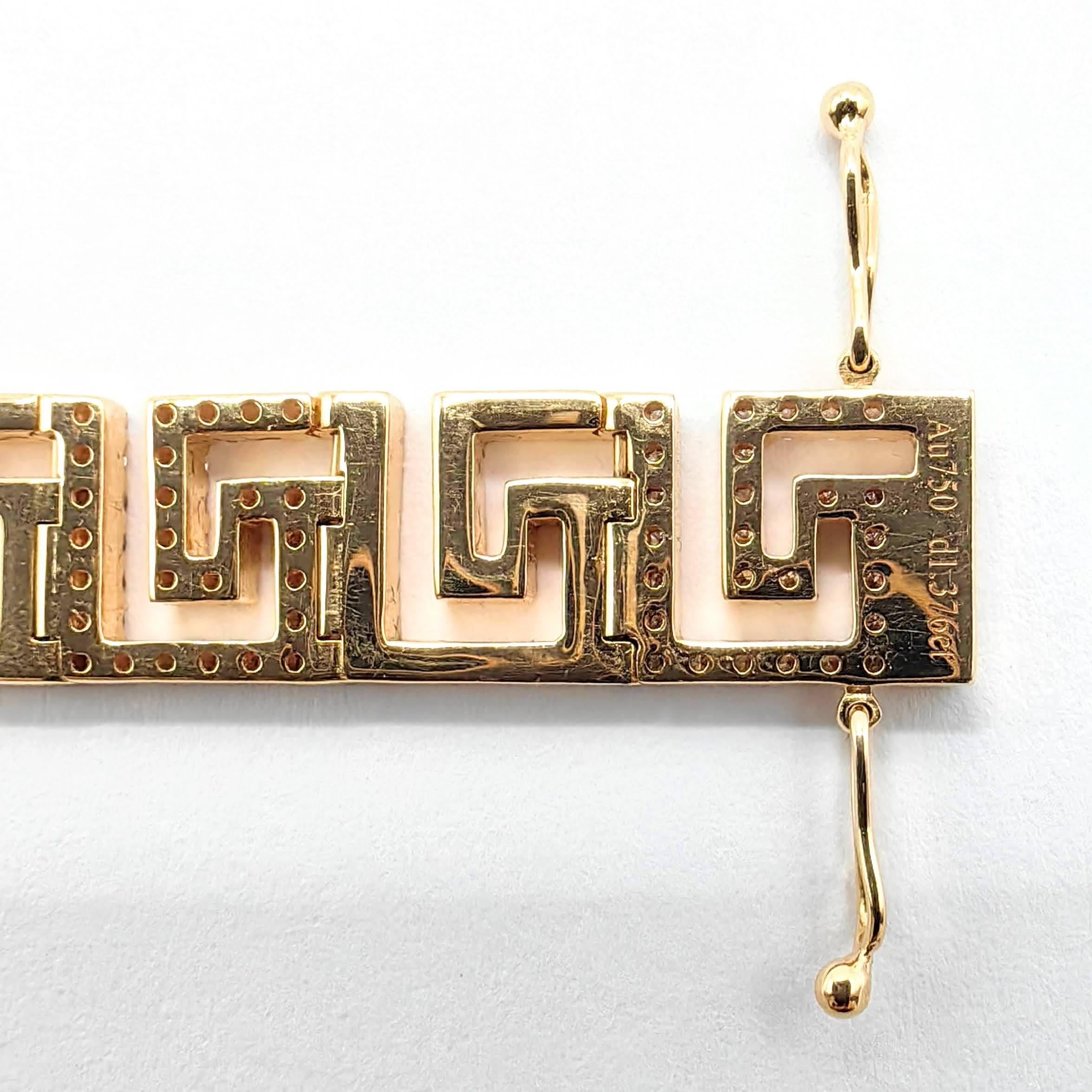 1.38 Carat Greek Key Maze Geometric Pavé Diamond Bracelet in 18K Rose Gold For Sale 3