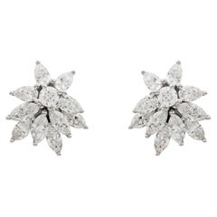 1,38-Karat-Ohrstecker mit mehrreihigen Marquise-Diamanten im „Starburst Blossom“-Design aus 18-karätigem Gold