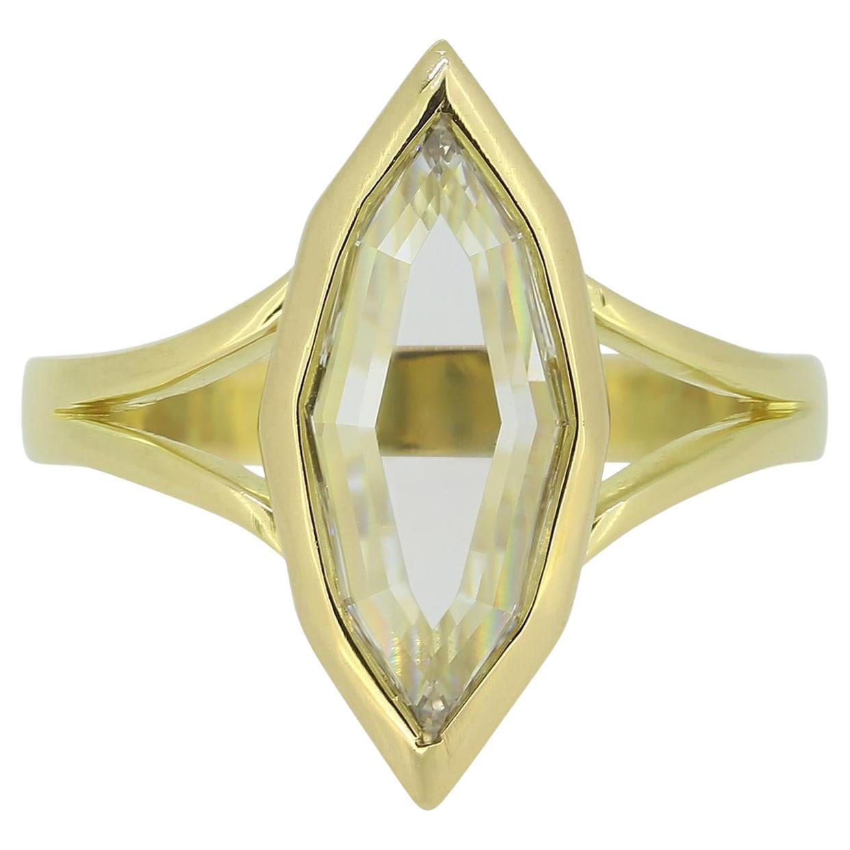 1.38 Karat Diamantring mit Marquise-Schliff im Angebot