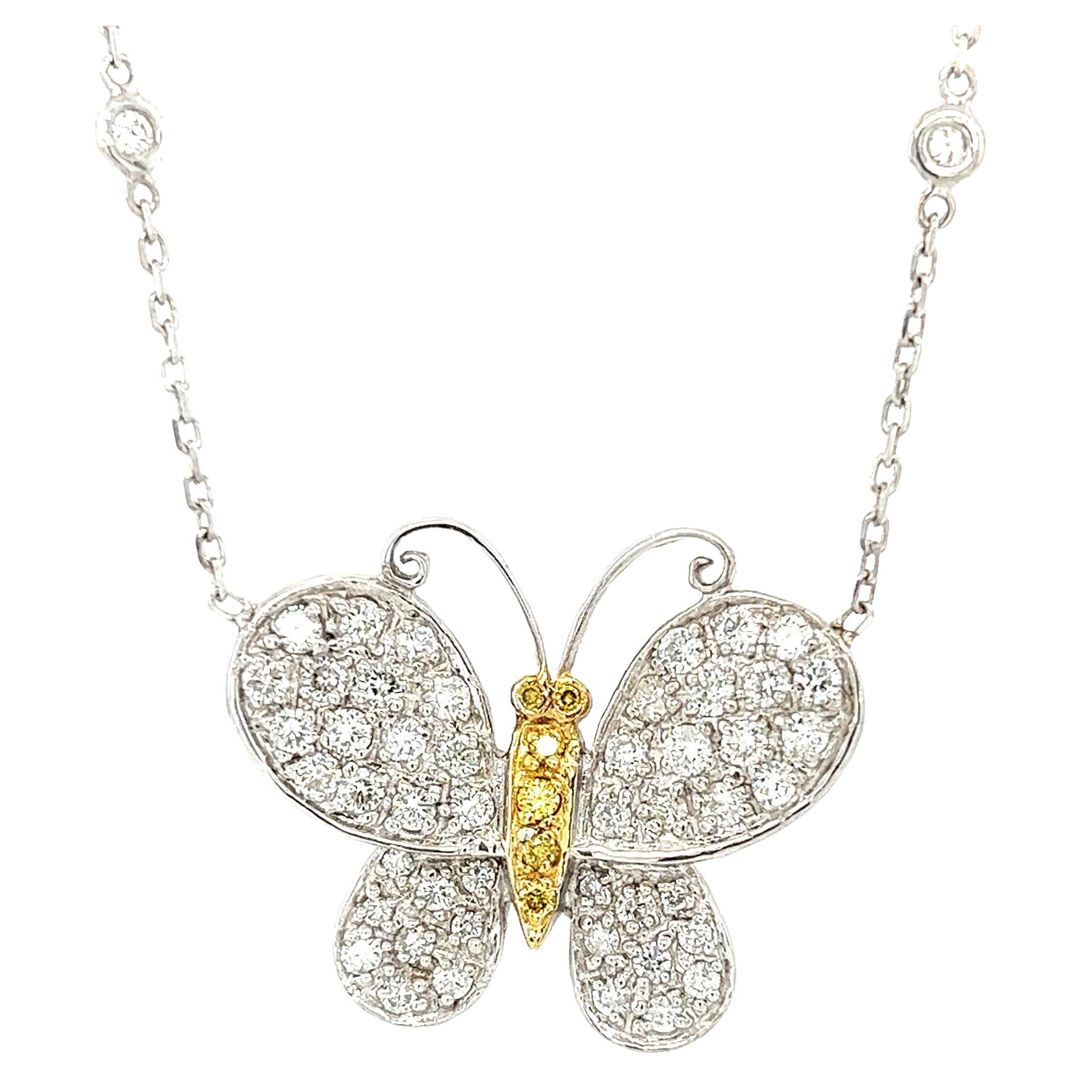 Chaîne collier papillon en or blanc avec diamants naturels de 1,38 carat 