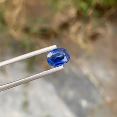 1,38 carati di cianite naturale sfusa di forma ovale per la miniera dell'Afghanistan