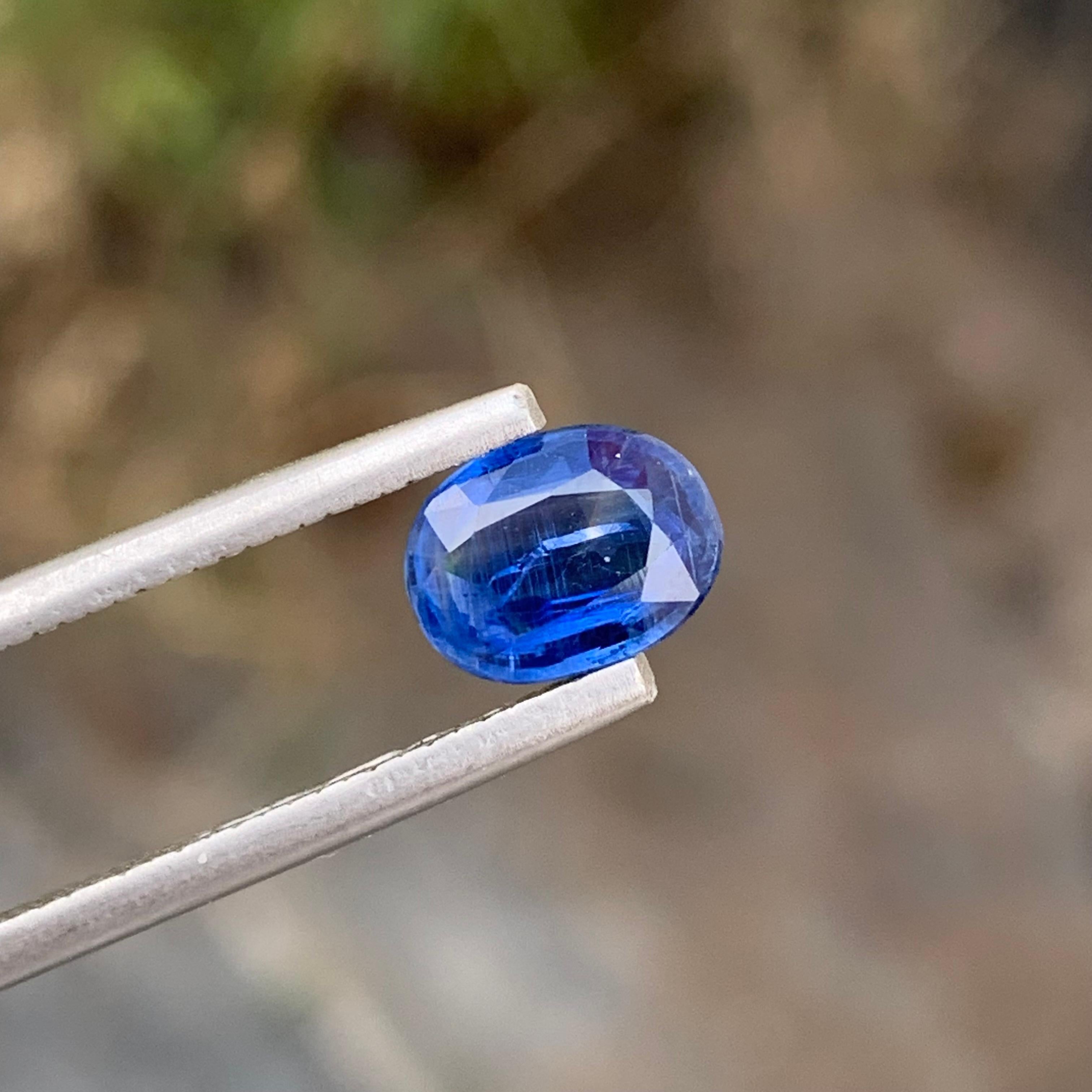 1.38 Carat Natural Loose kyanite Oval Shape Gem For Afghanistan Mine For Sale 1