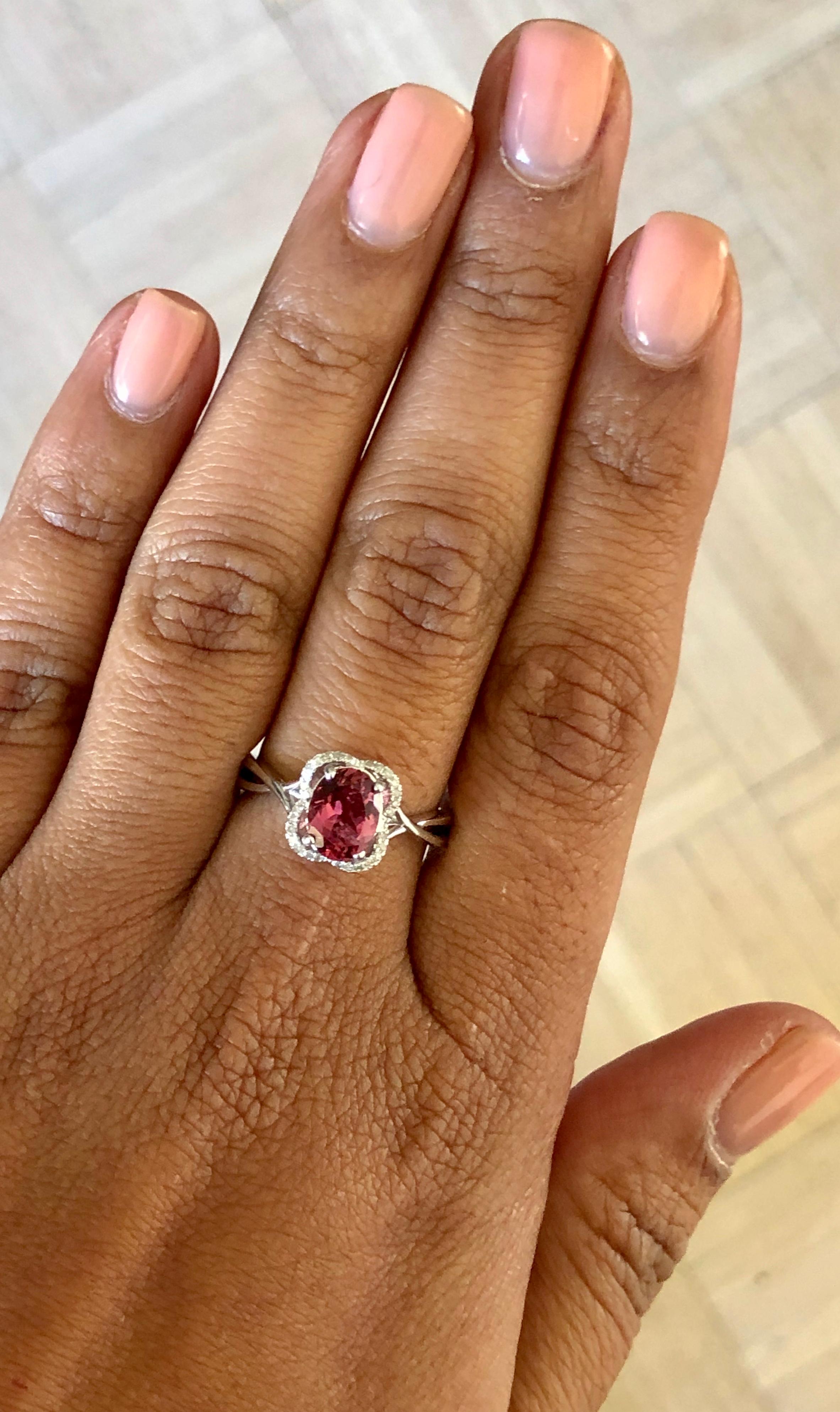 1.38 Carat Pink Tourmaline Diamond 14 Karat White Gold Ring In New Condition In Los Angeles, CA