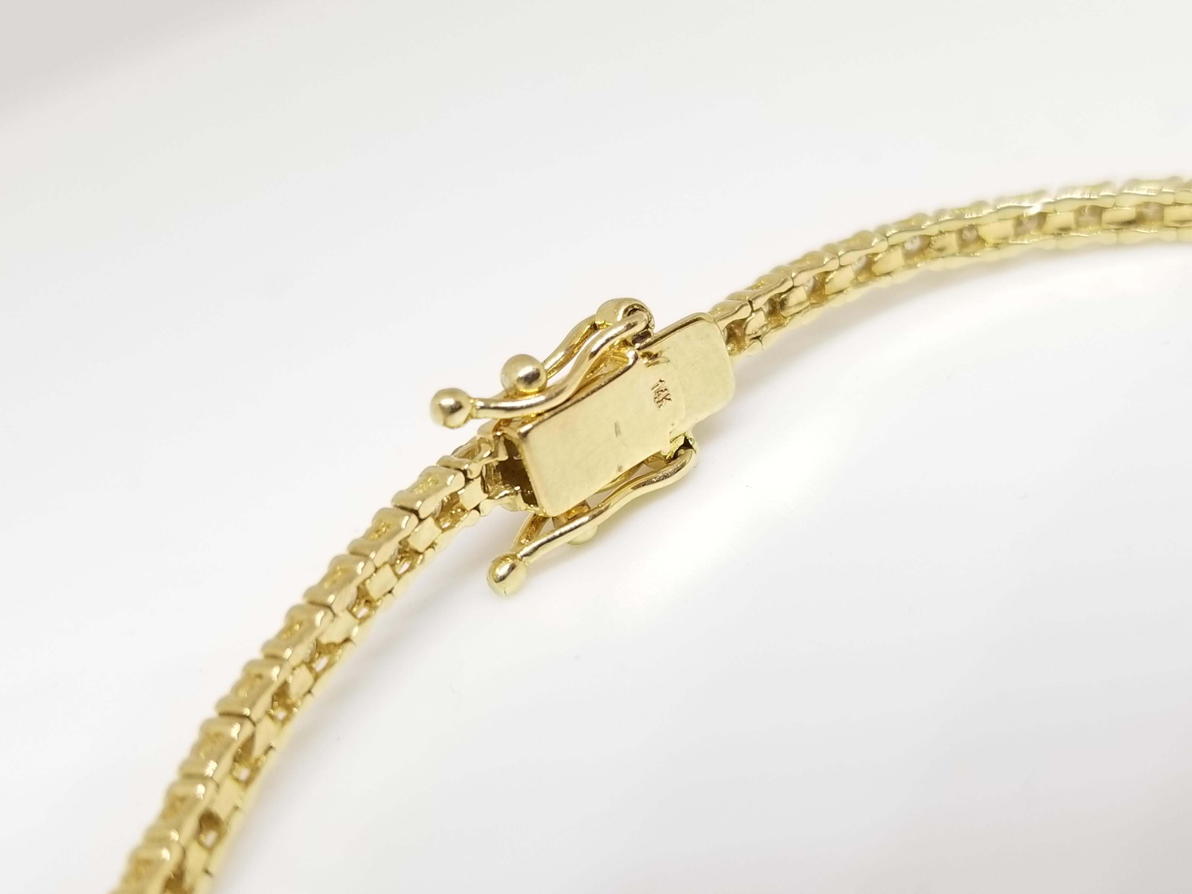 1.38 Carat Round Brilliant Cut Diamond Tennis Bracelet 14 Karat Yellow Gold In New Condition In Great Neck, NY