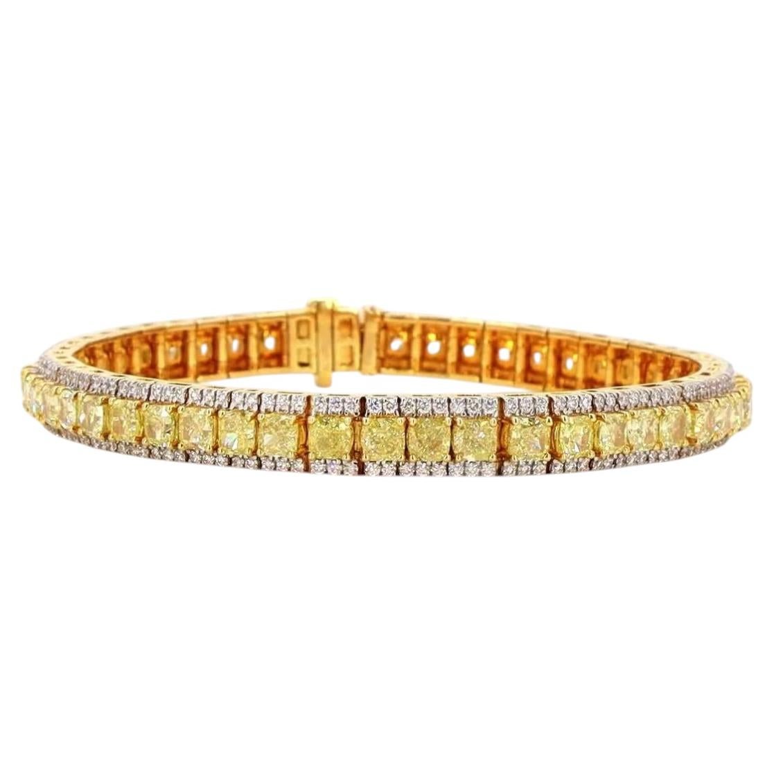 1.38 Carat Round Brilliant Cut White Diamond Yellow Diamond Gold Bracelet