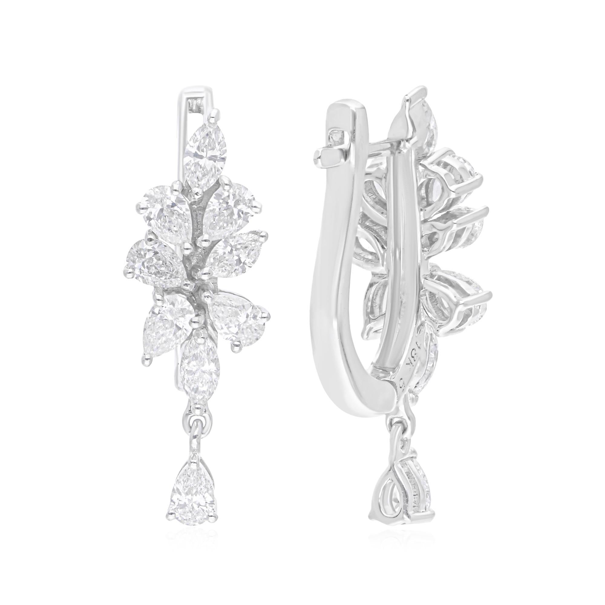 Diese exquisiten Ohrringe sind aus 18-karätigem Gold gegossen und mit 1,38 Karat funkelnden Diamanten besetzt.

FOLLOW SPECTRUM JEWELS Storefront, um die neueste Collection'S und exklusive Stücke zu sehen. Spectrum Jewels ist stolz darauf, ein Top