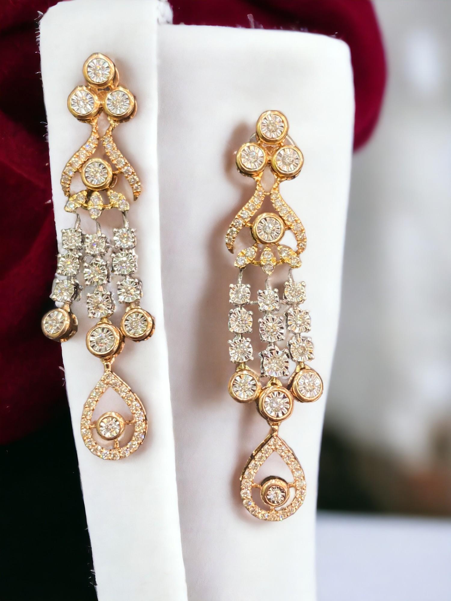 Round Cut 1.38 Carats F/VS1 Round Brilliant Cut Natural Diamonds Dangle Earrings 14K Gold For Sale