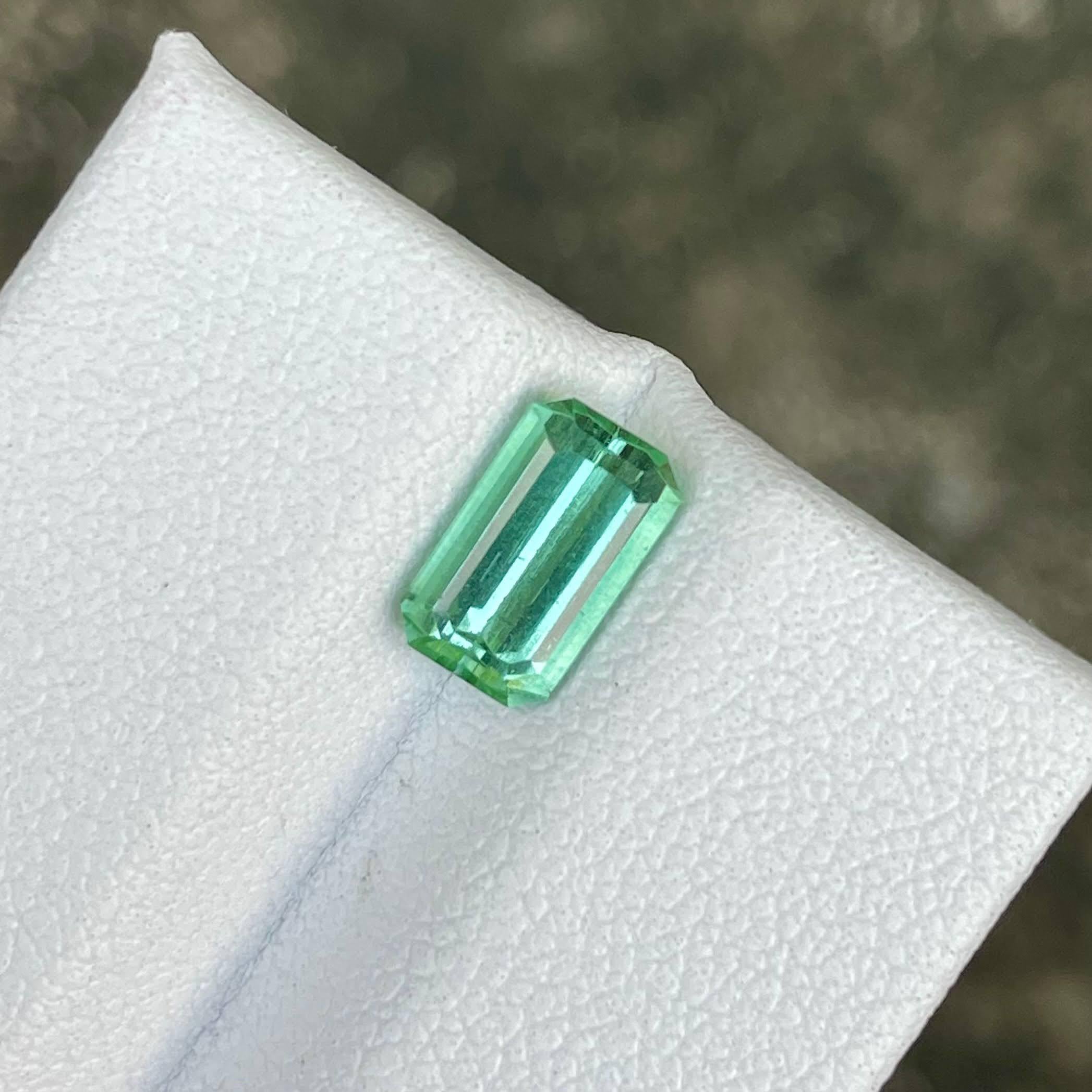 1,38 quilates Turmalina verde menta laguna talla esmeralda Piedra preciosa afgana en Nuevo estado para la venta en Bangkok, TH