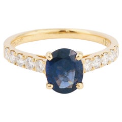 1, 38 Carats Sapphire Diamonds 18 Carats Yellow Gold Solitaire Ring