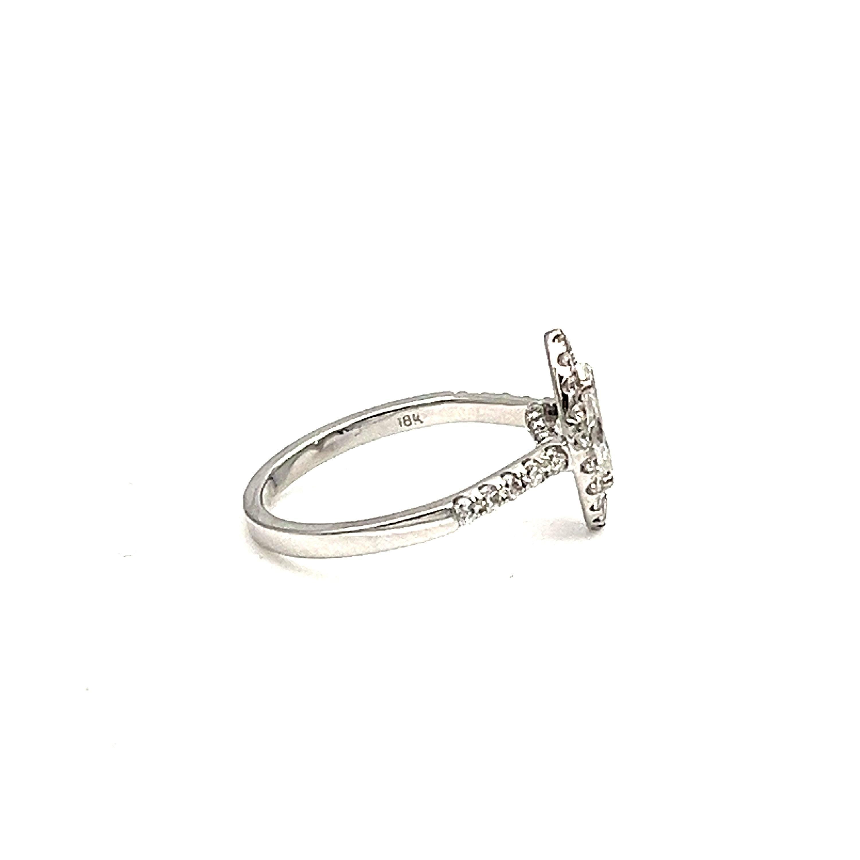 1.38 ct Marquise Diamond Ring In New Condition For Sale In Chicago, IL