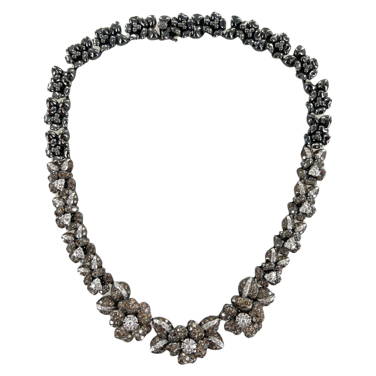 Women's 13.8 CTW Diamond Floral 18 Karat Blackened Gold Collar Necklace For Sale