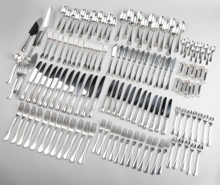 Modern 138-Piece Set of Silver Plated Flatware by Christofle Model Spatours For Sale