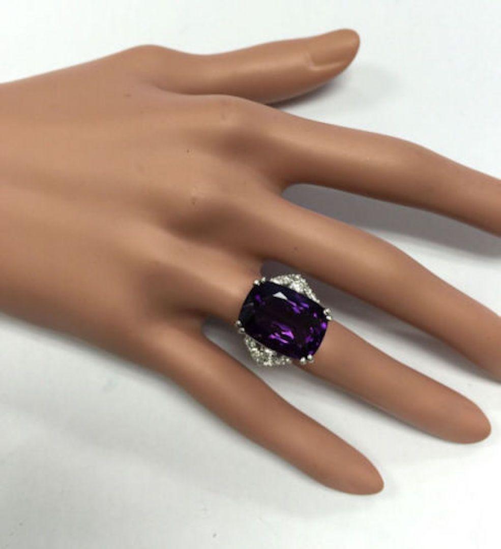 Women's 13.80 Carat Natural Amethyst and Diamond 14 Karat Solid White Gold Ring For Sale