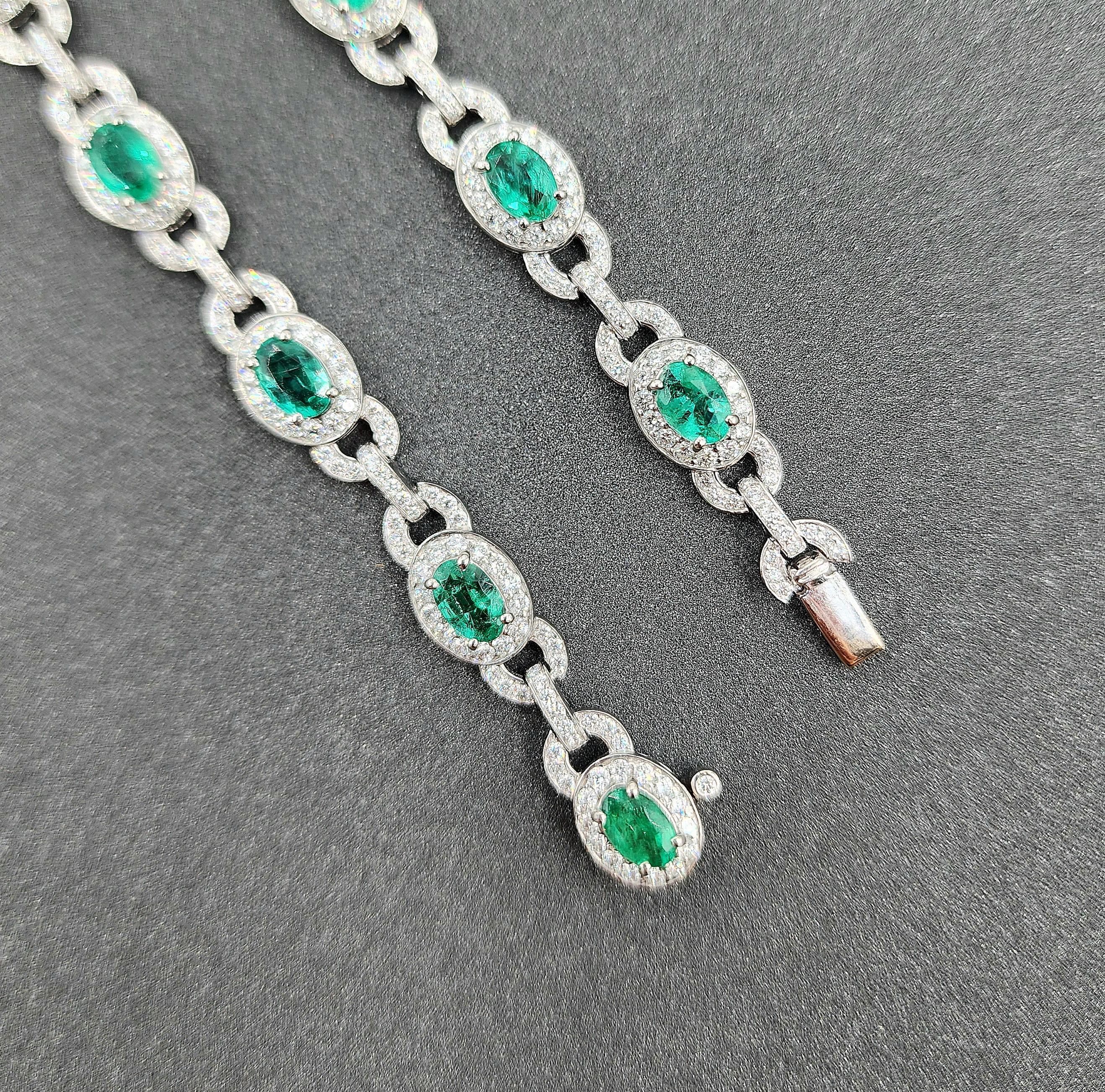 13.81 Karat natürlicher Smaragd & Diamant-Halskette im Zustand „Neu“ im Angebot in Chicago, IL