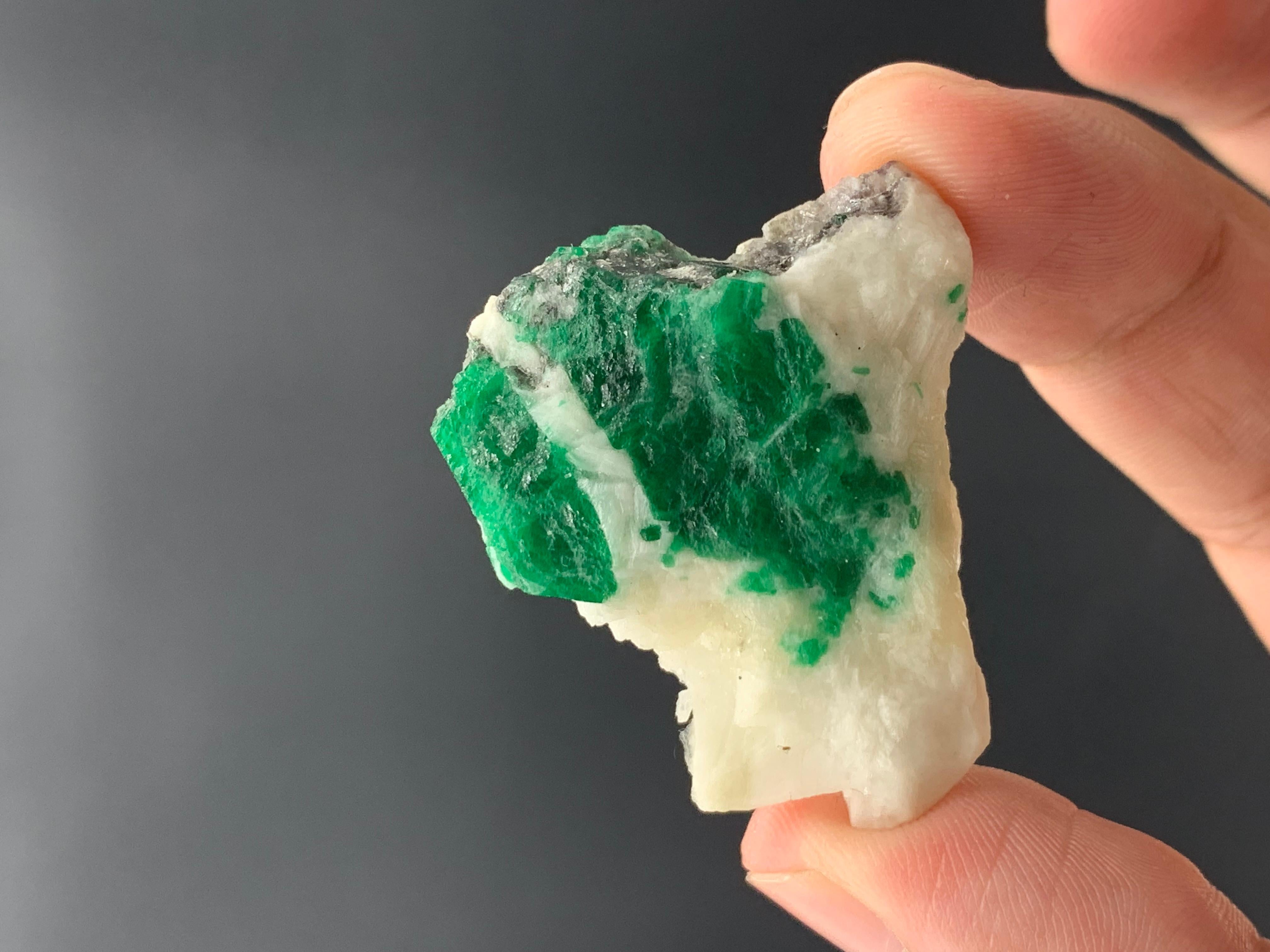 18th Century and Earlier 13.83 Gram Pretty Emerald Specimen From Swat Valley, Pakistan  For Sale