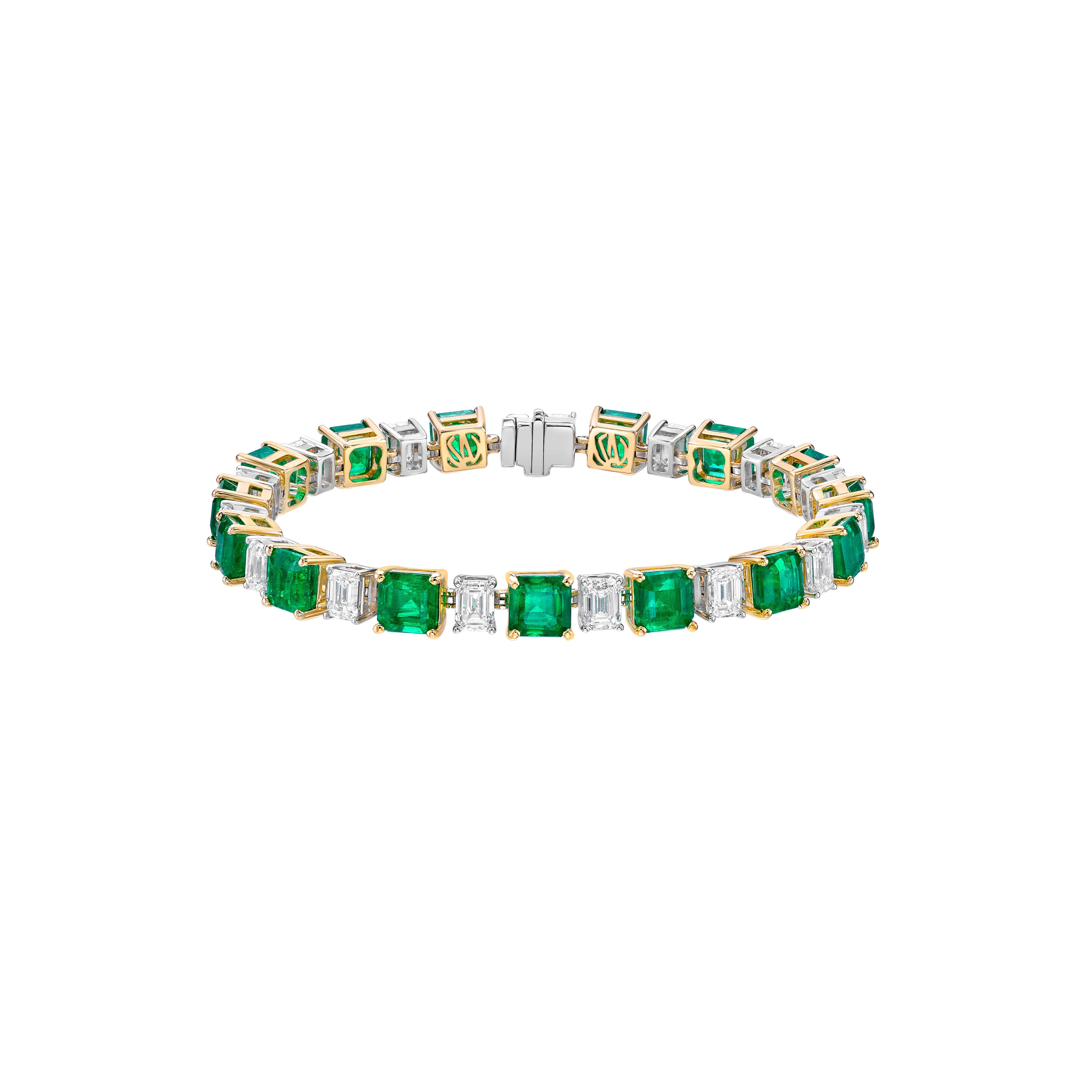 Emerald Cut 13.84 Carat Emerald Tennis Bracelet in 18 Karat White Yellow Gold with Diamond For Sale