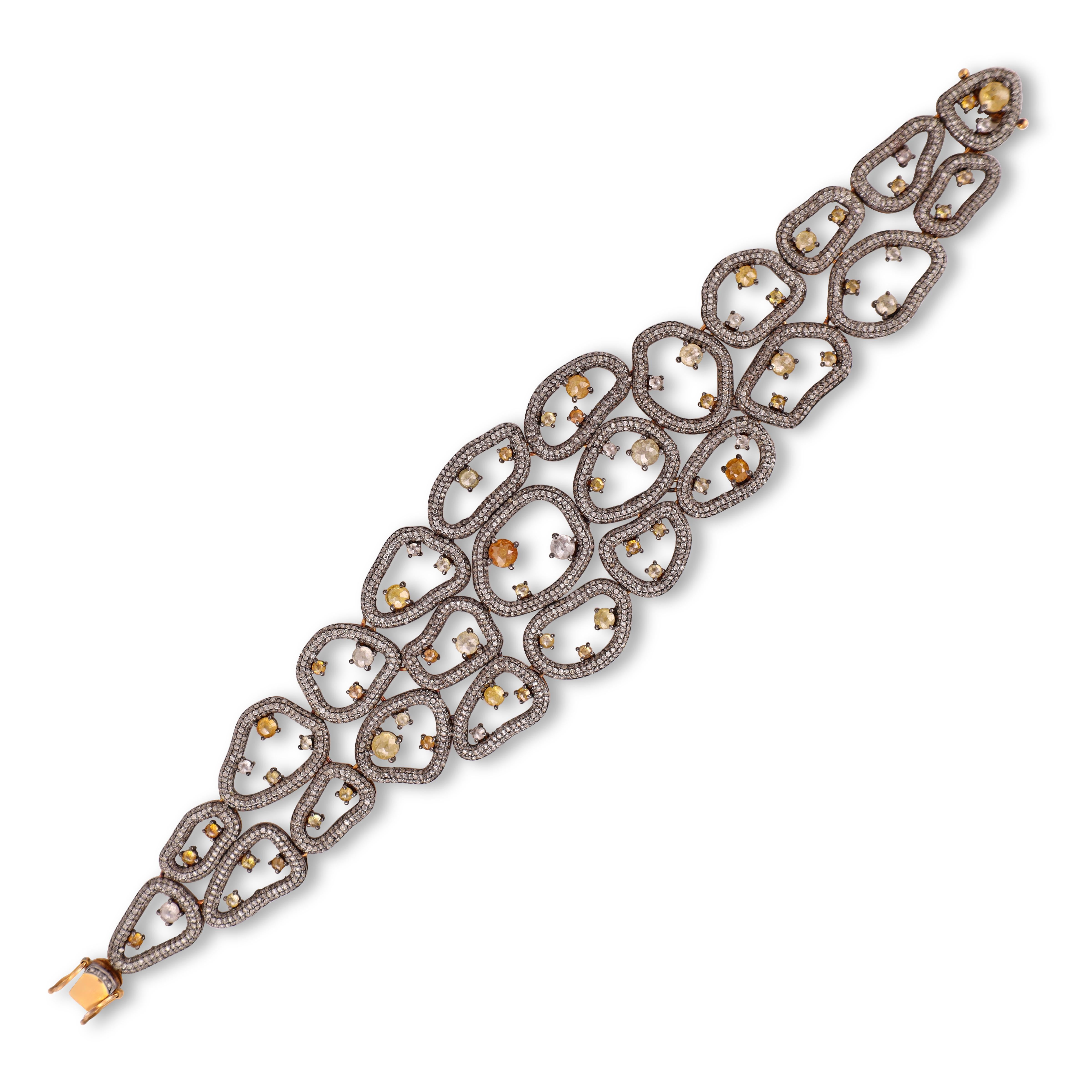 Art Deco 13.85 Carat Diamond Bracelet in Victorian Style For Sale