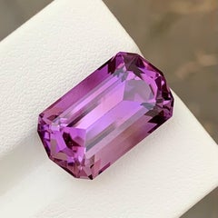 13.85 Carat Natural Loose Amethyst Gem For Necklace Jewelry
